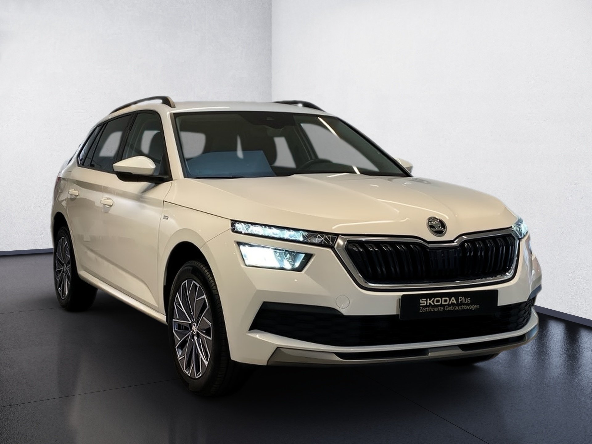 Kamiq 1.0 TSI Tour DSG PDC LED RFK Navi 2xKlima