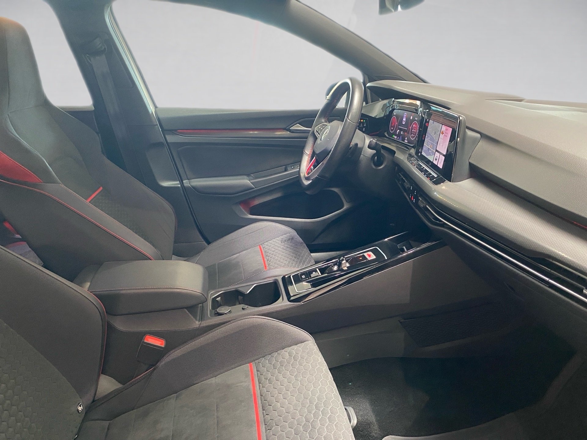 Golf VIII 2.0 TSI Clubsport BlackStyle IQ.Light RFK Pano.