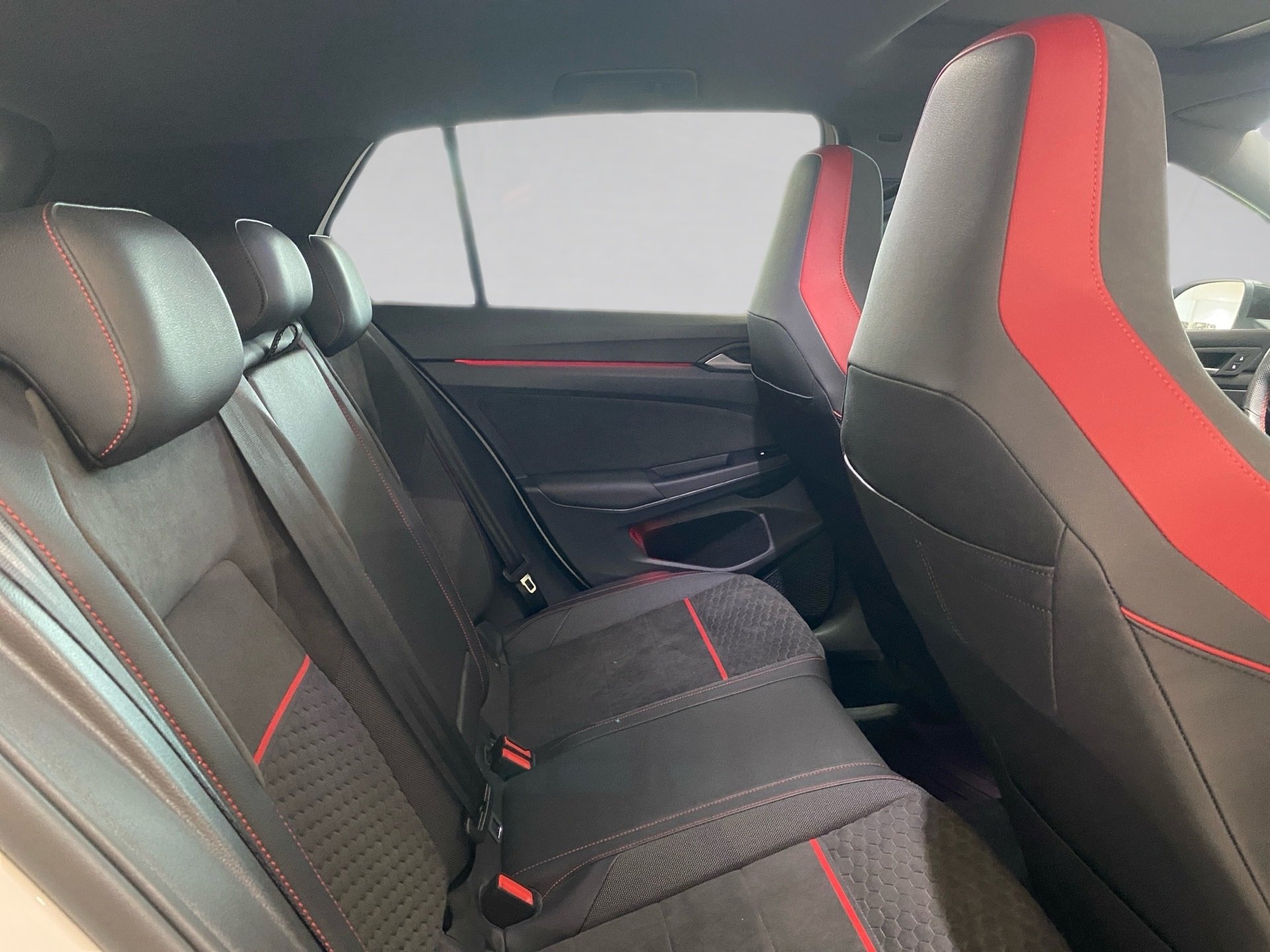 Golf VIII 2.0 TSI Clubsport BlackStyle IQ.Light RFK Pano.