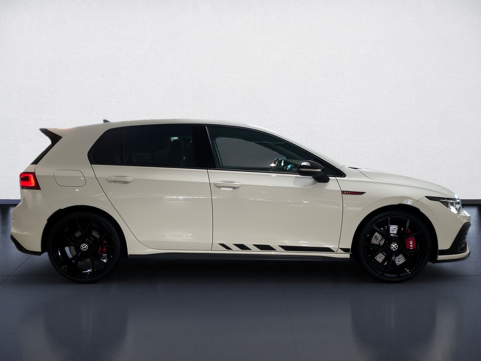 Golf VIII 2.0 TSI Clubsport BlackStyle IQ.Light RFK Pano.