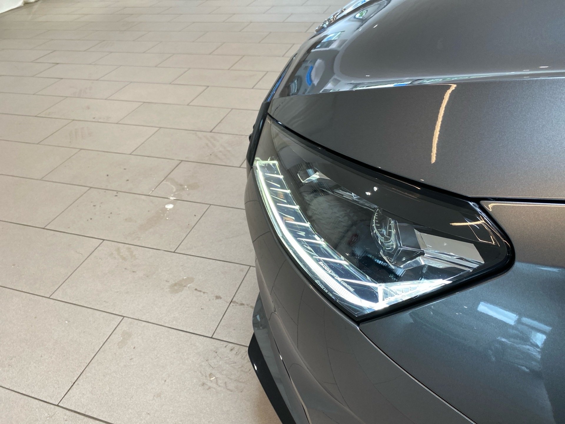 Fabia 1.0 TSI Monte Carlo DSG AHK LED 2xKlima LM