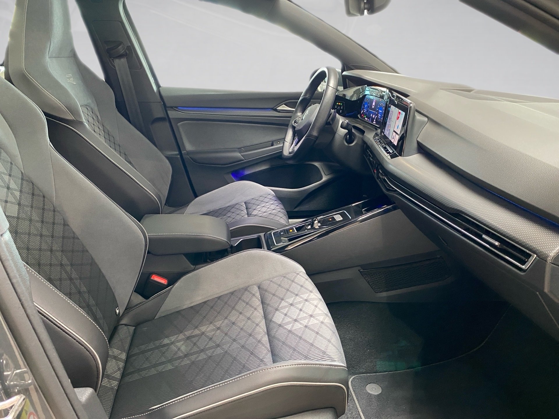 Golf Variant R-Line R-Line 2.0 TSI OPF 140 kW 7-Gang-DSG