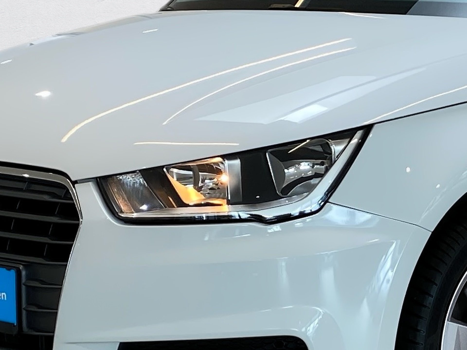 A1 Sportback 1.0 TFSI ultra sport S tronic PDC SHZ