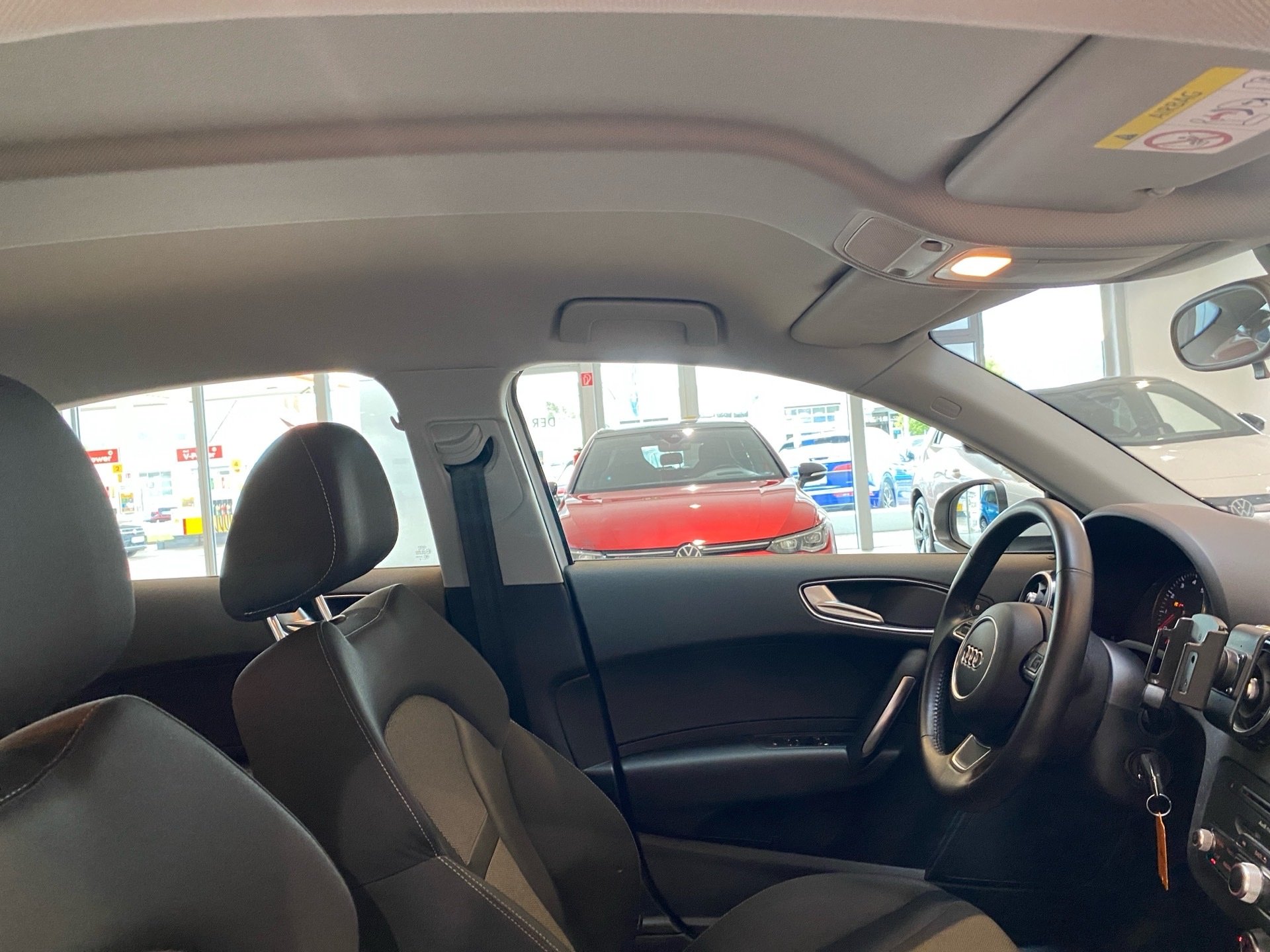 A1 Sportback 1.0 TFSI ultra sport S tronic PDC SHZ