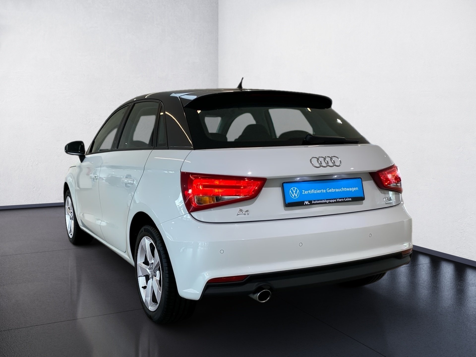 A1 Sportback 1.0 TFSI ultra sport S tronic PDC SHZ