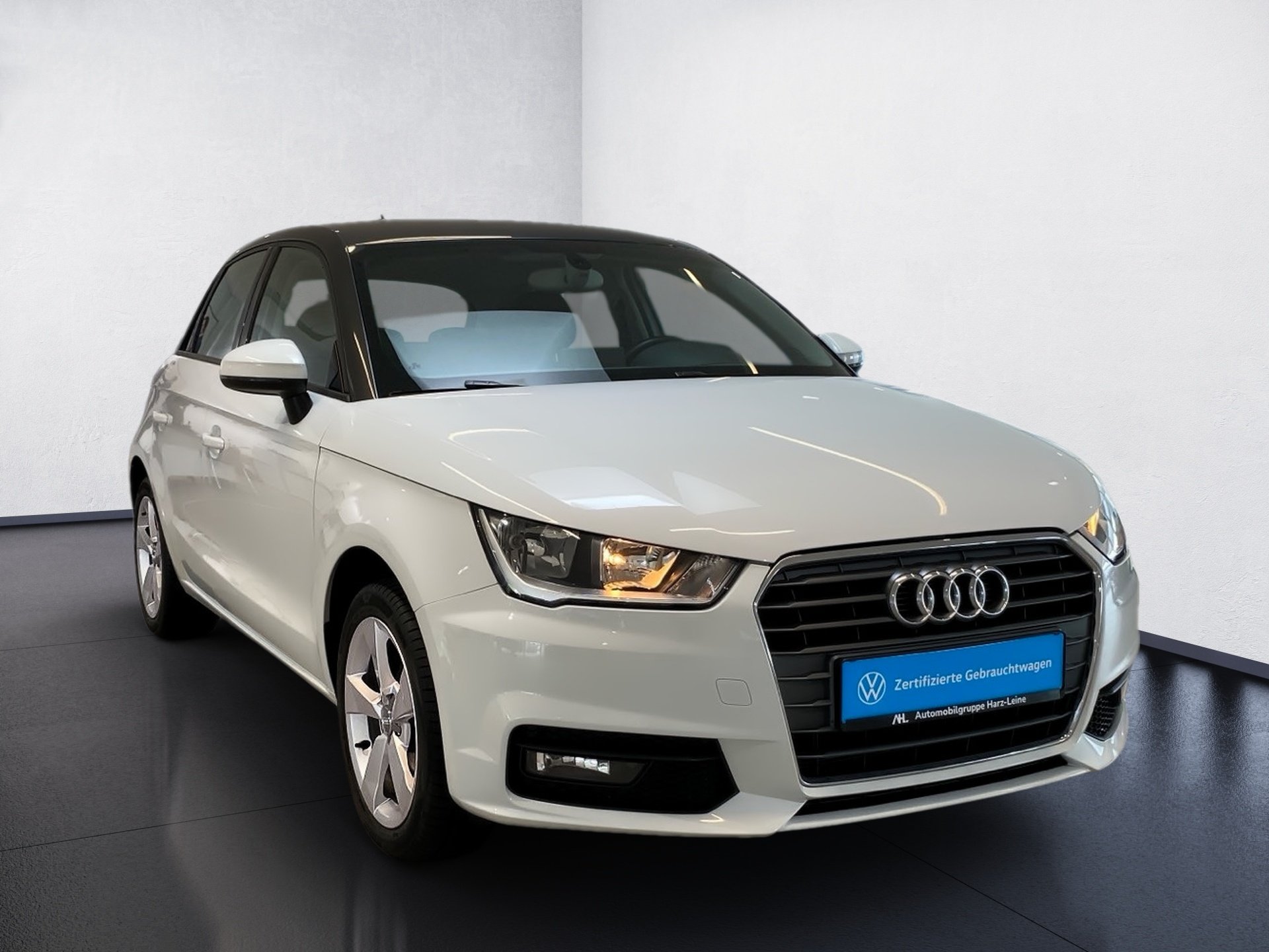 A1 Sportback 1.0 TFSI ultra sport S tronic PDC SHZ