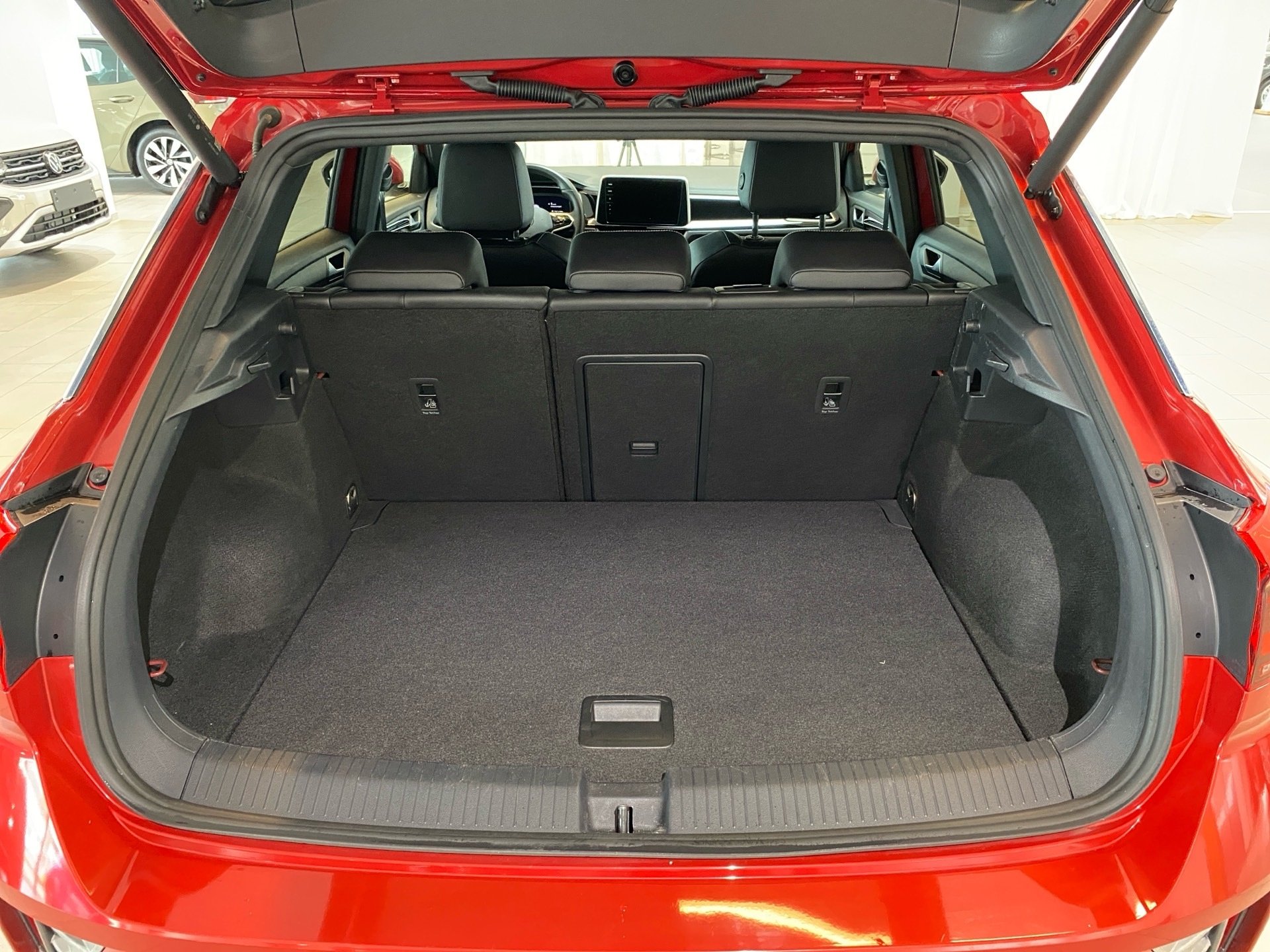 T-Roc 2.0 TSI R-Line 4M DSG Pano Matrix Navi ACC