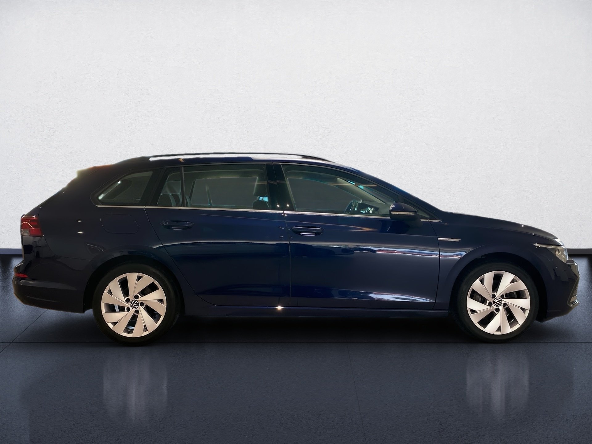 Golf VIII Variant 2.0 TDI Style DSG Navi LED RFK ACC