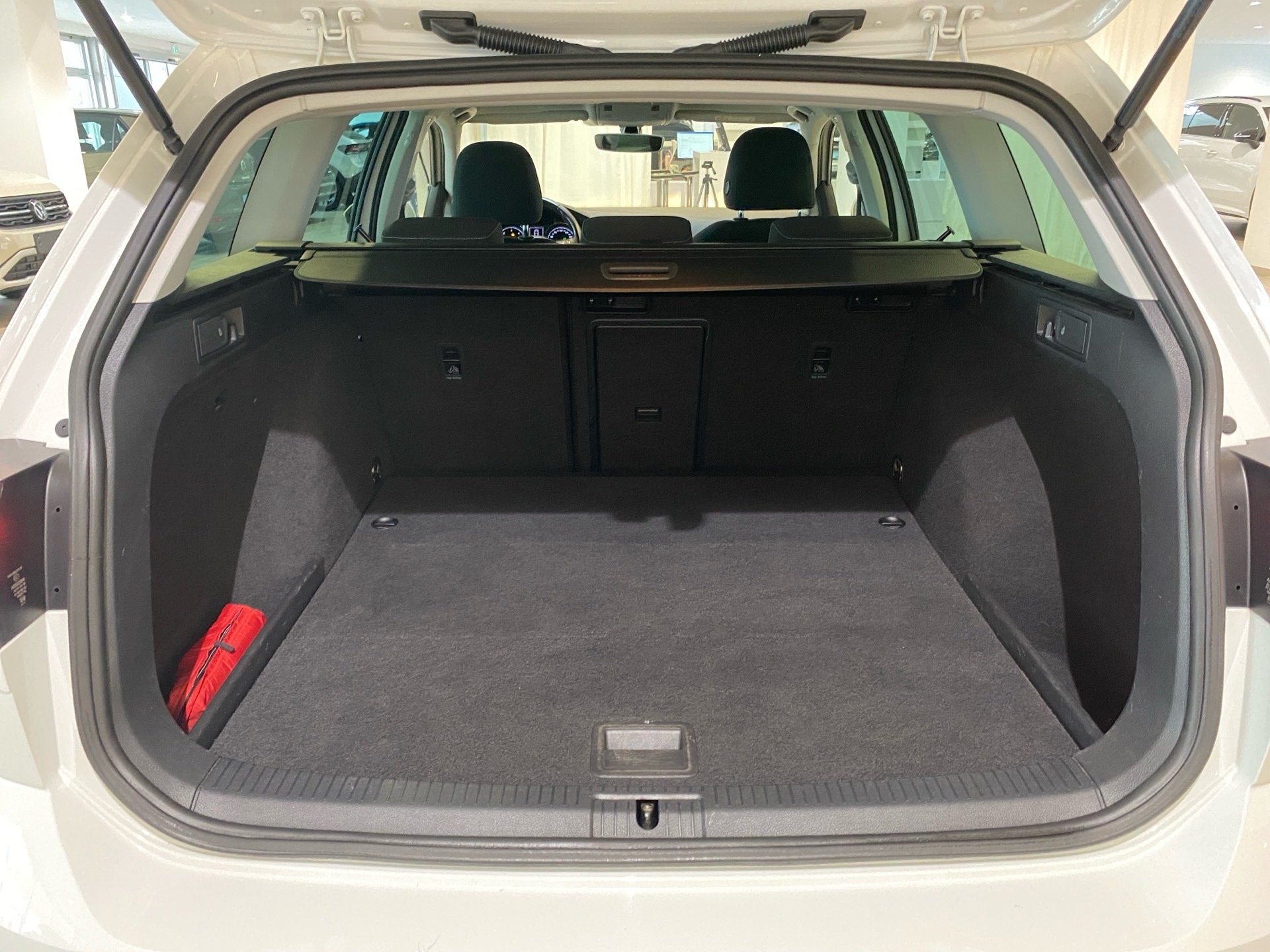Golf VII Variant 2.0 TDI DSG R-Line DSG Navi RFK ACC