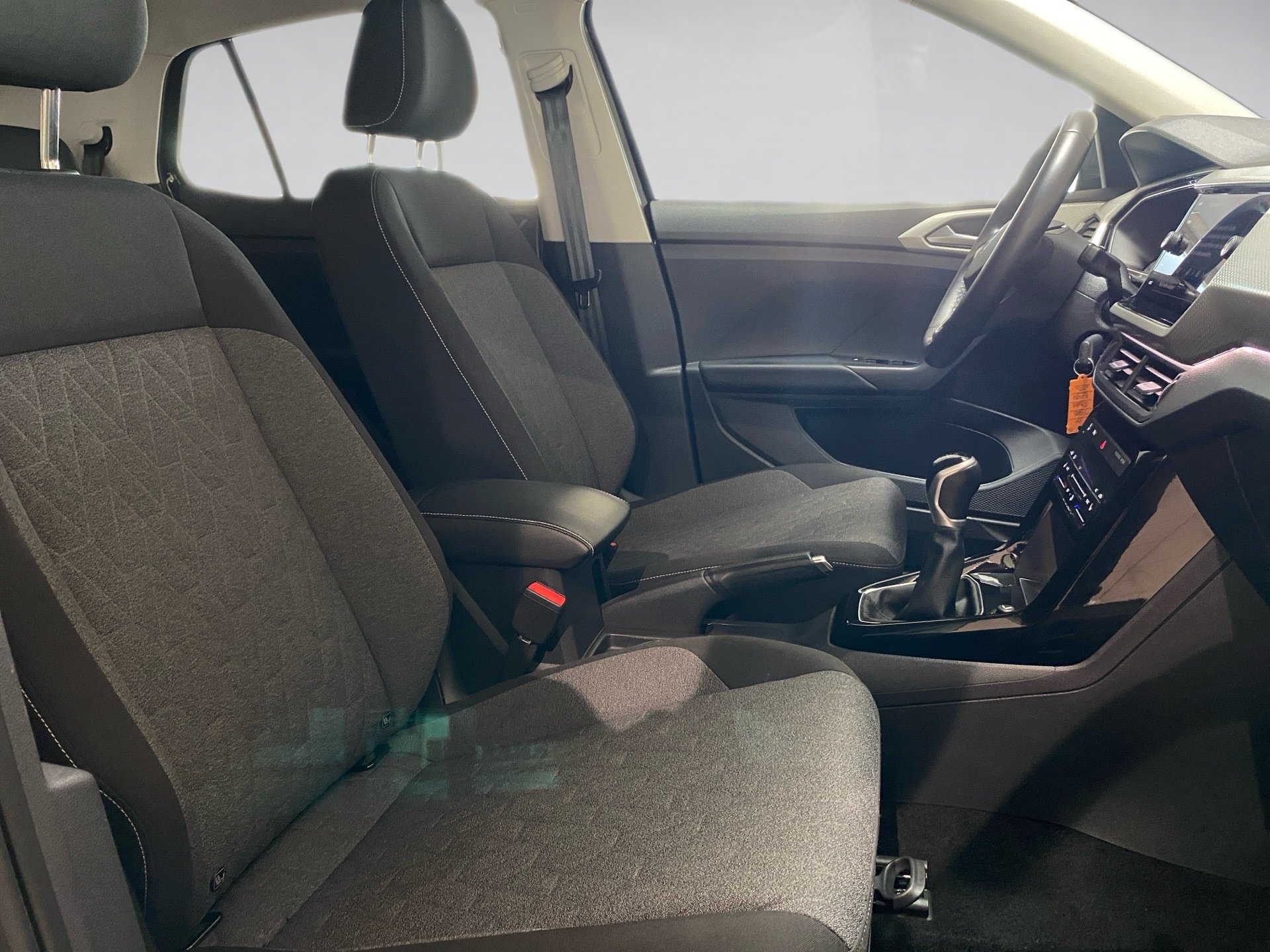 T-Cross 1.0 TSI Move AppConnect PDC Navi 2xKlima