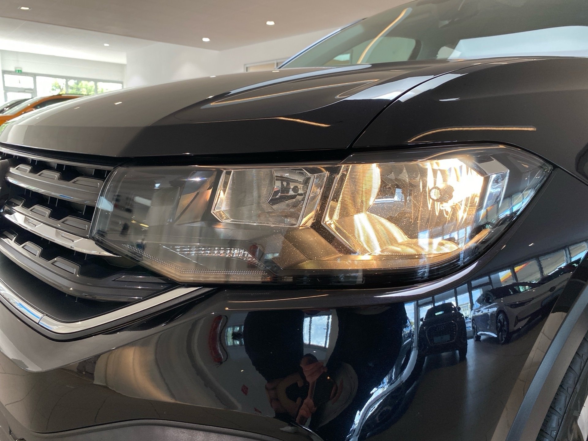 T-Cross 1.0 TSI Move AppConnect PDC Navi 2xKlima