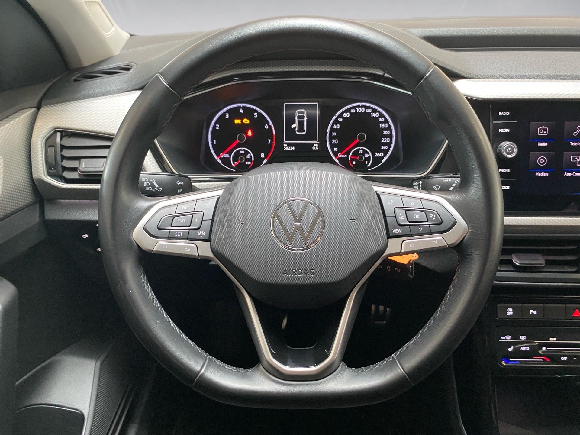 T-Cross 1.0 TSI Move AppConnect PDC Navi 2xKlima