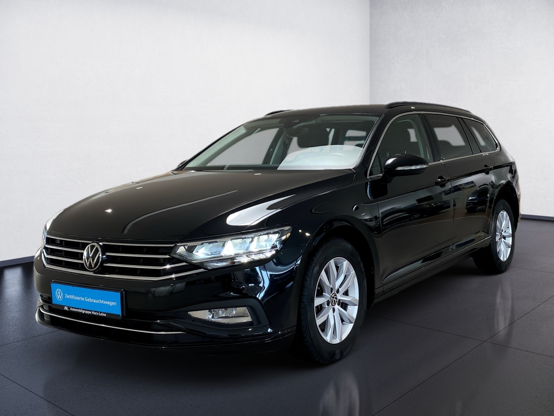 Passat Variant 1.5 TSI Business DSG AHK LED Navi PDC