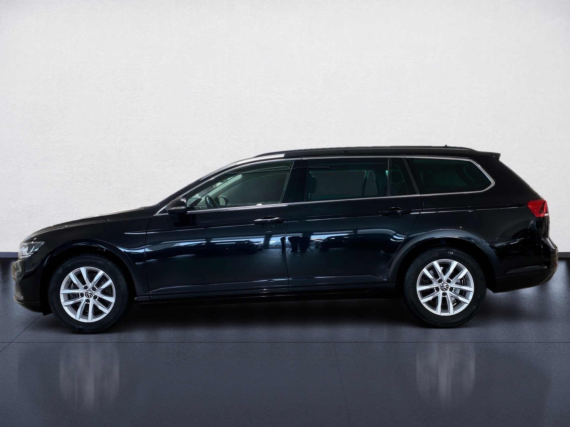 Passat Variant 1.5 TSI Business DSG AHK LED Navi PDC