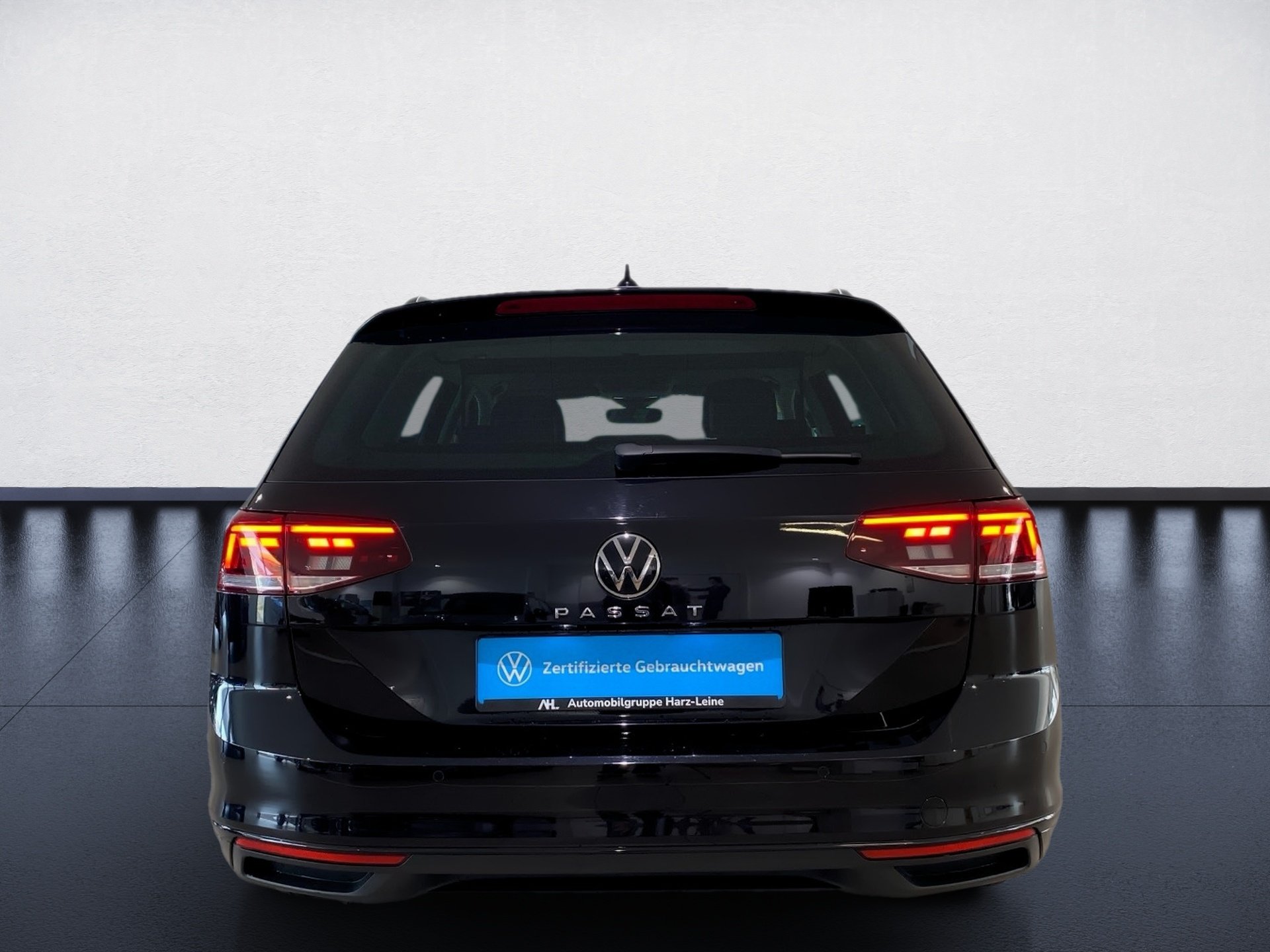 Passat Variant 1.5 TSI Business DSG AHK LED Navi PDC