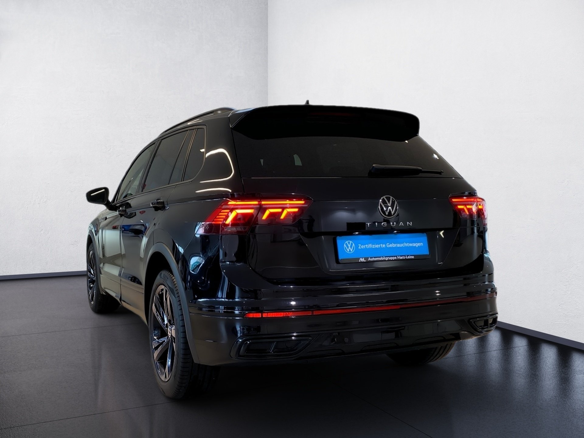Tiguan 2.0 TDI R-Line DSG AHK Stand.hz. RFK Navi
