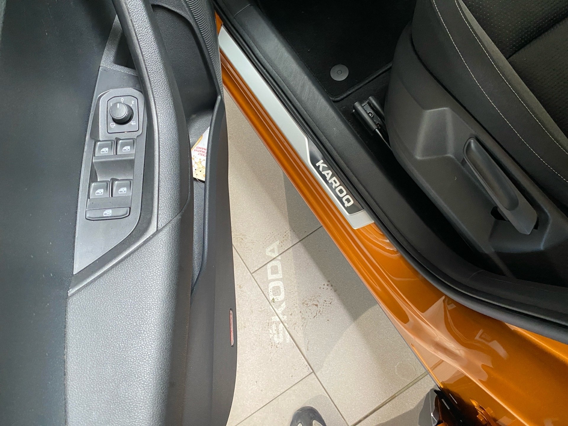Karoq 1.5 TSI Tour DSG SmartLink RFK LED Navi LM