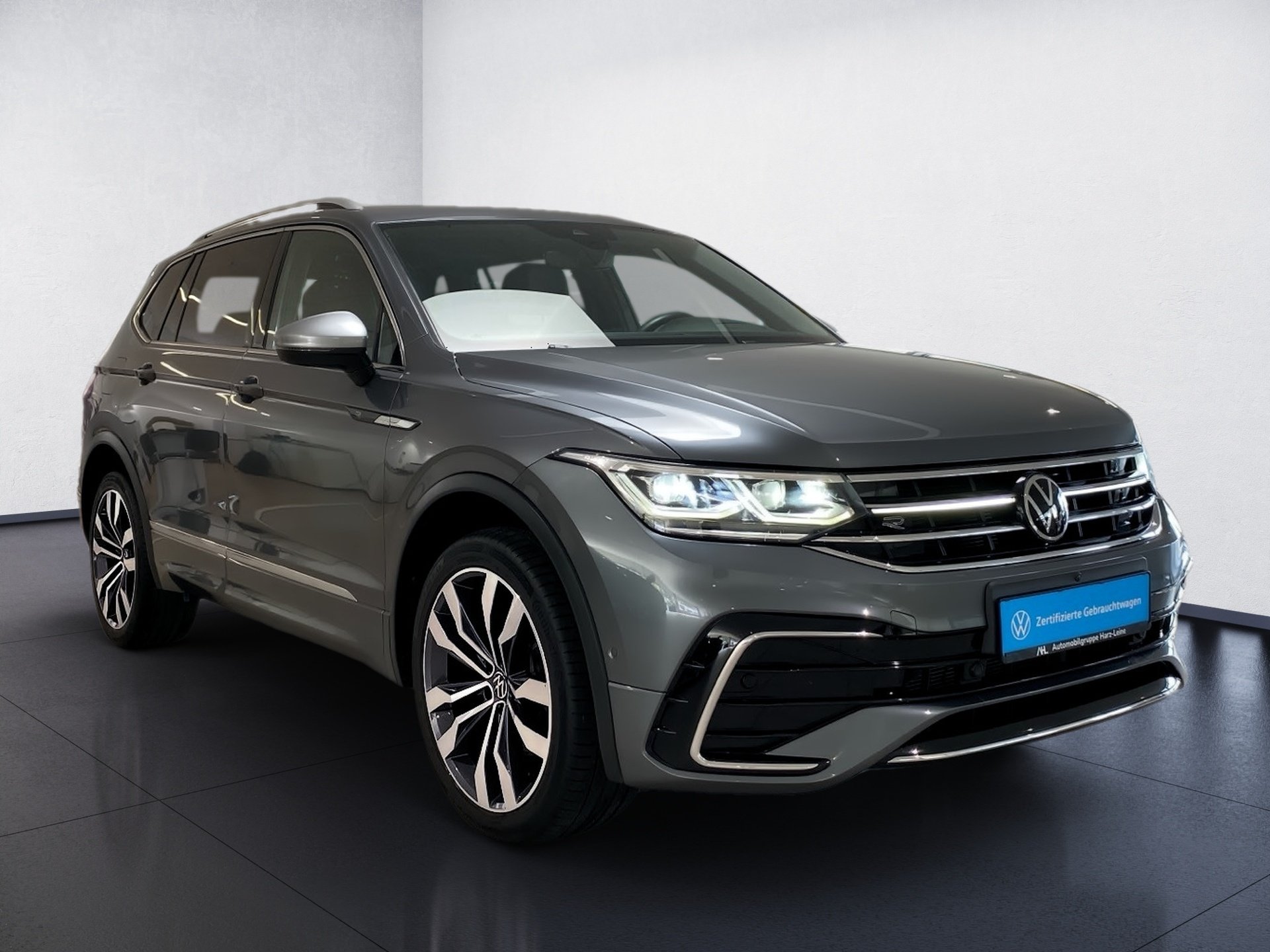 2.0 TSI R-Line 4M DSG Stand.hz. IQ.Light Pano