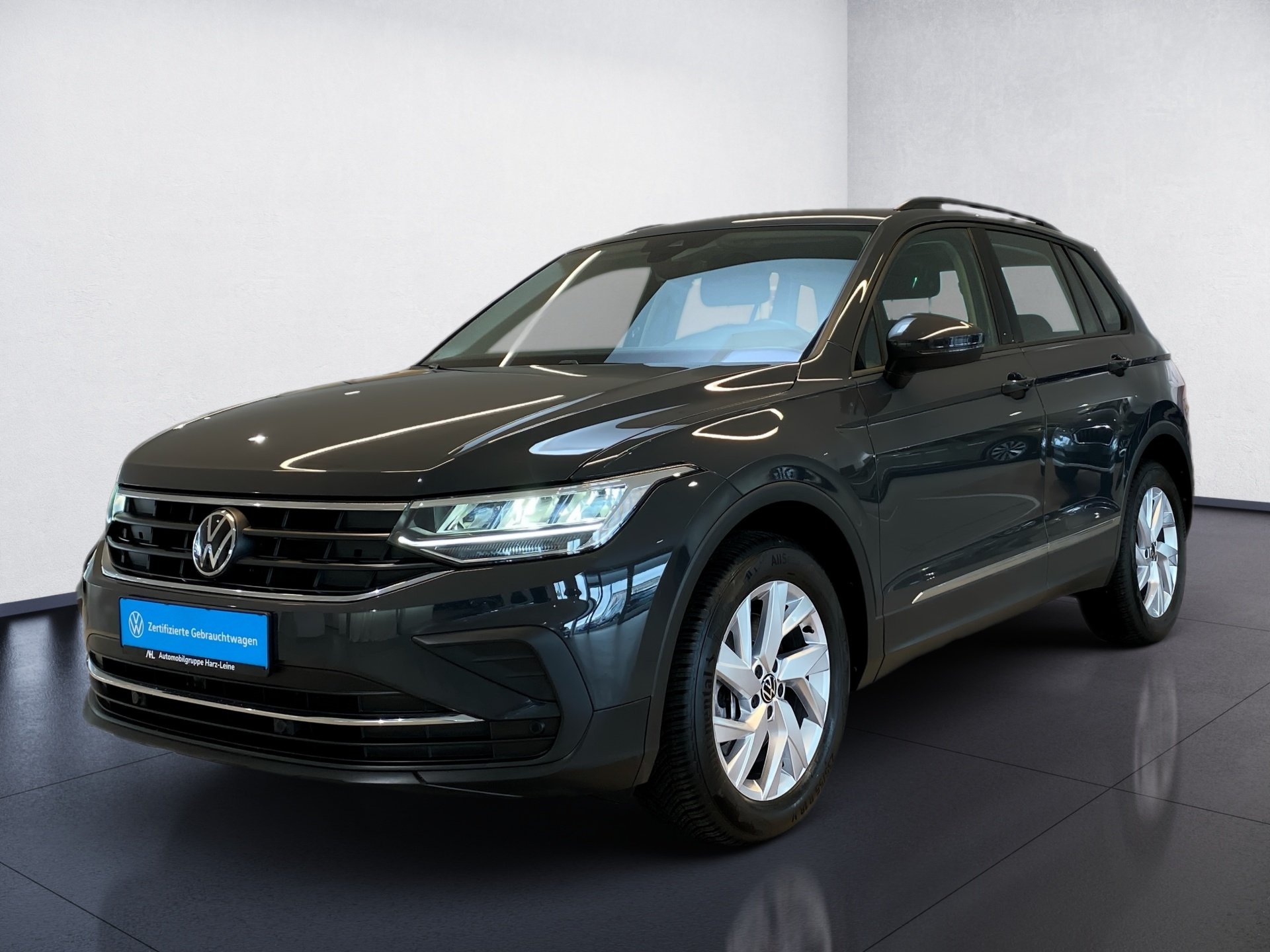Tiguan 2.0 TSI Life 4M DSG ACC LED ACC AHK AUT