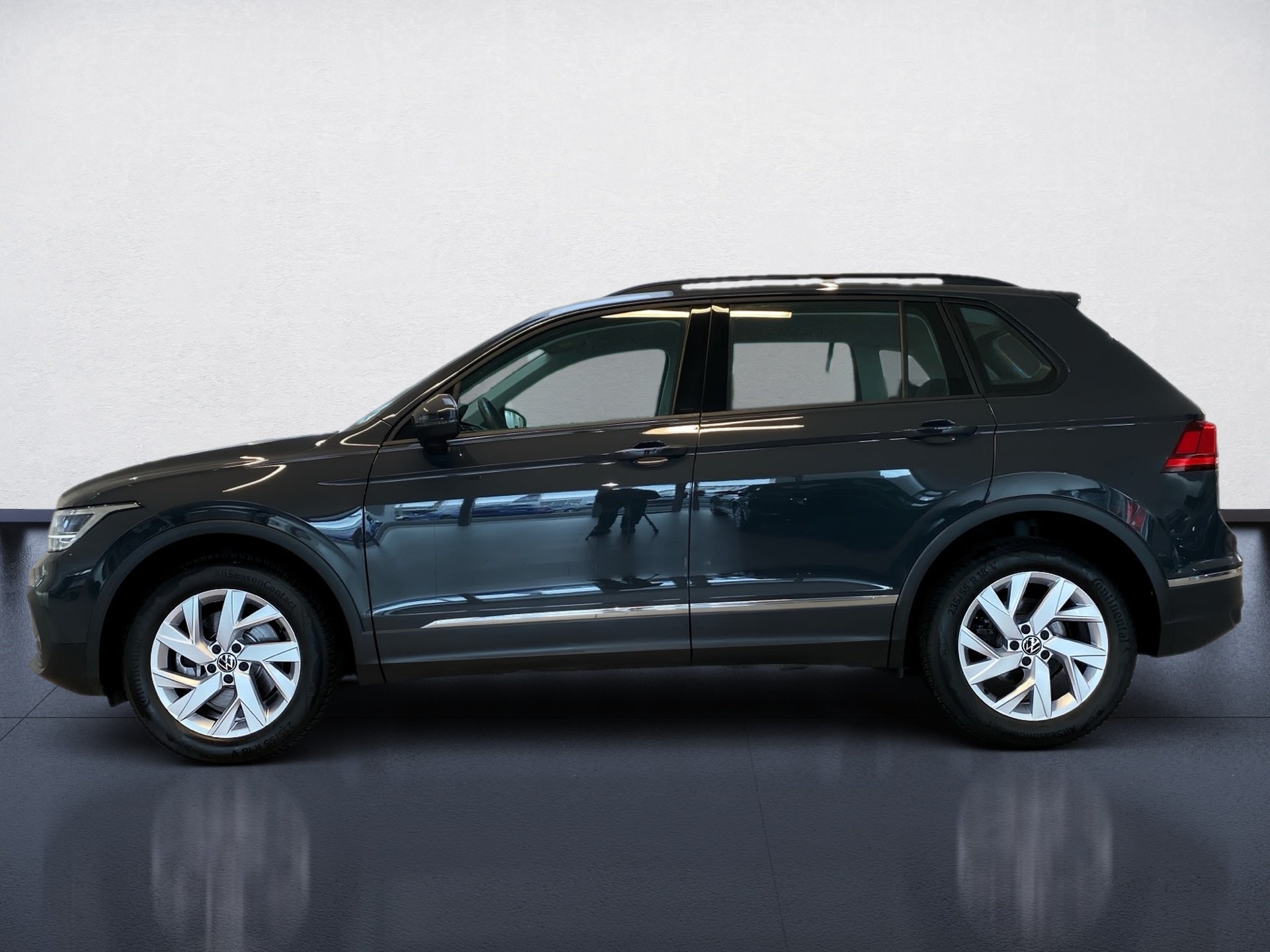 Tiguan 2.0 TSI Life 4M DSG ACC LED ACC AHK AUT
