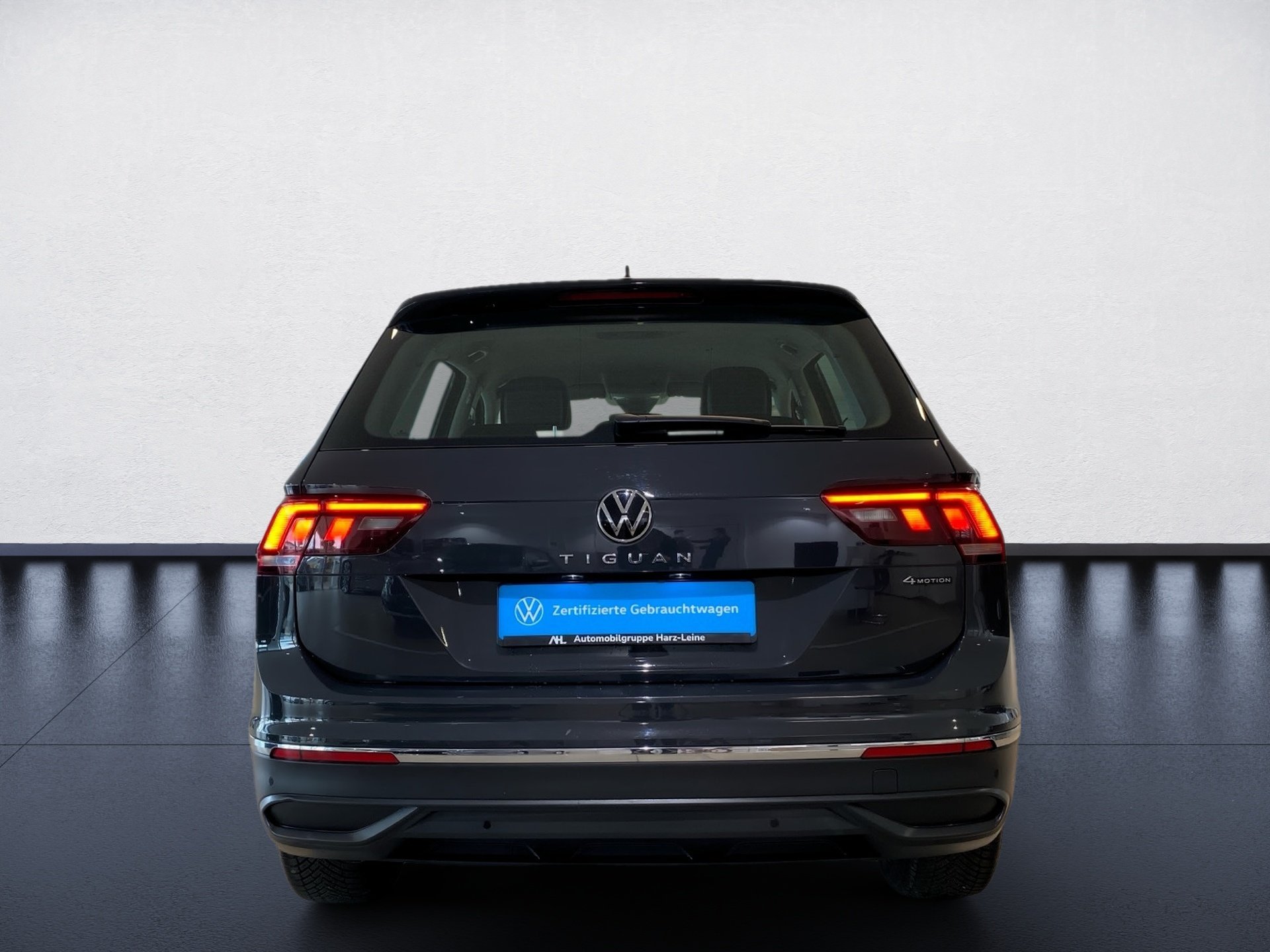 Tiguan 2.0 TSI Life 4M DSG ACC LED ACC AHK AUT