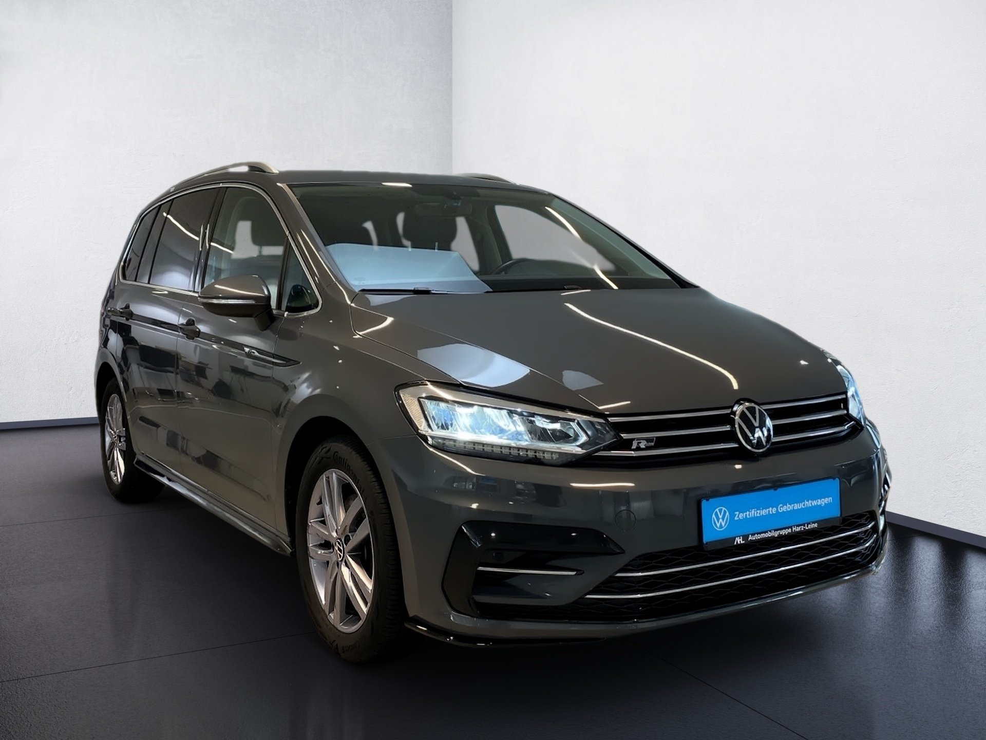 Touran 1.5 TSI R-Line DSG 7Sitzer AVV LED Navi