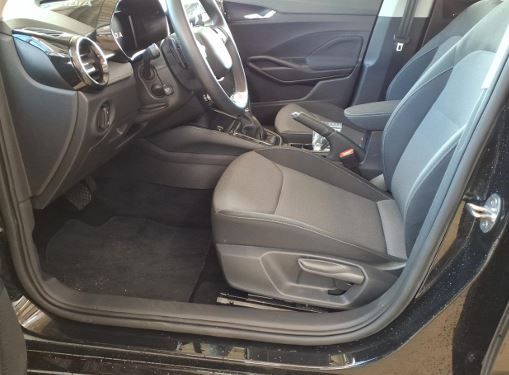 Fabia 1.0 TSI Tour DSG Navi RFK LED PDC 2xKlima