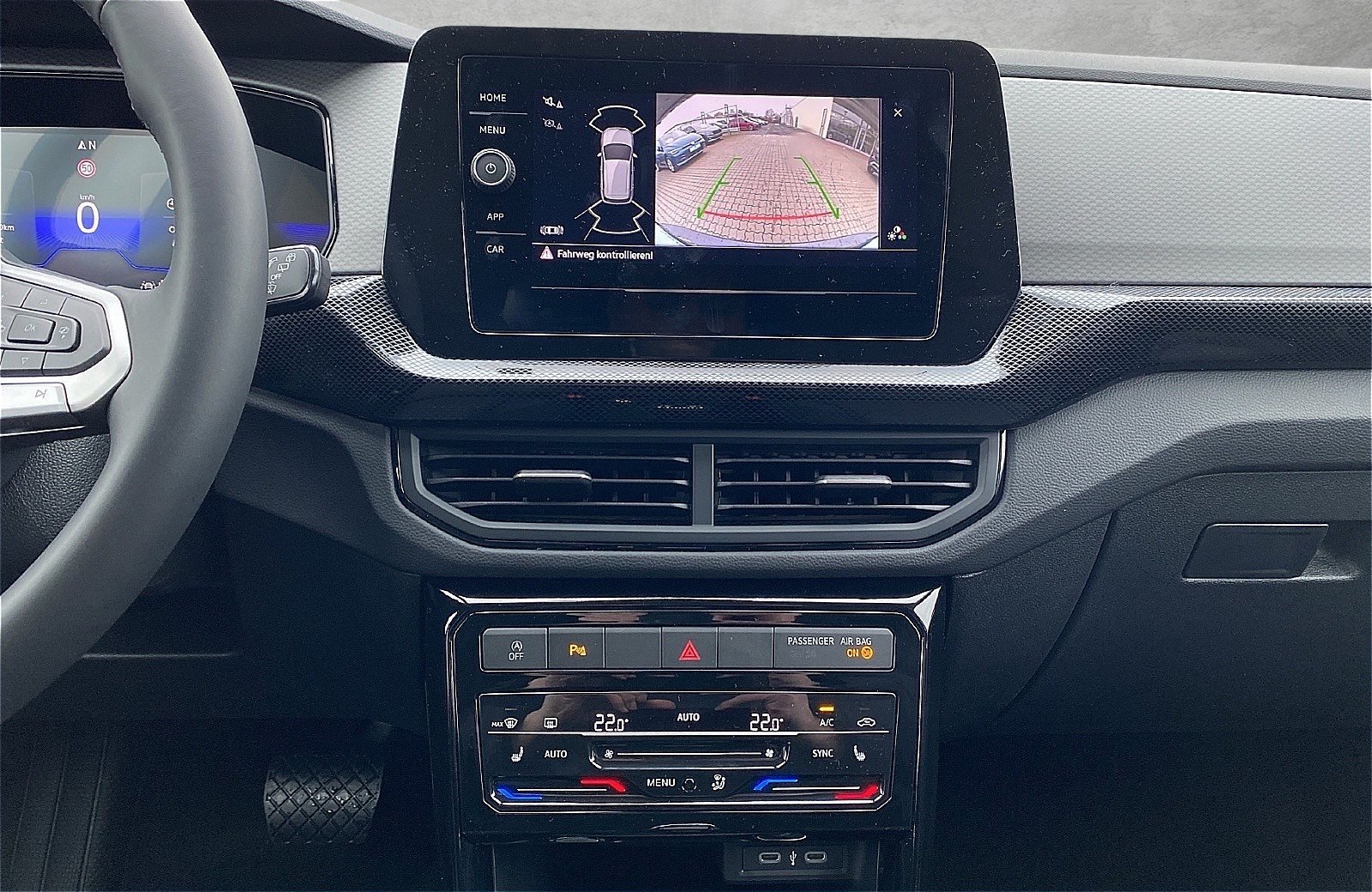 T-Cross 1.0 TSI Life DSG/LED/RFK/ACC/APP-Connect