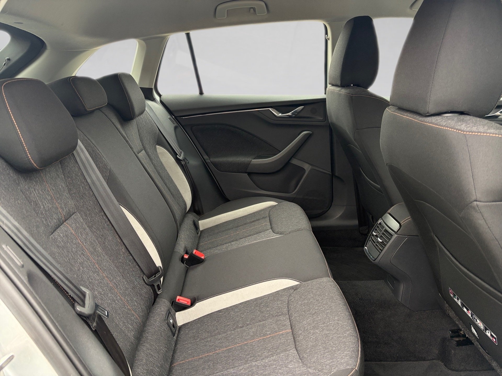 Scala 1.5 TSI Style DSG/LED/ACC/RFK/MirrorLink