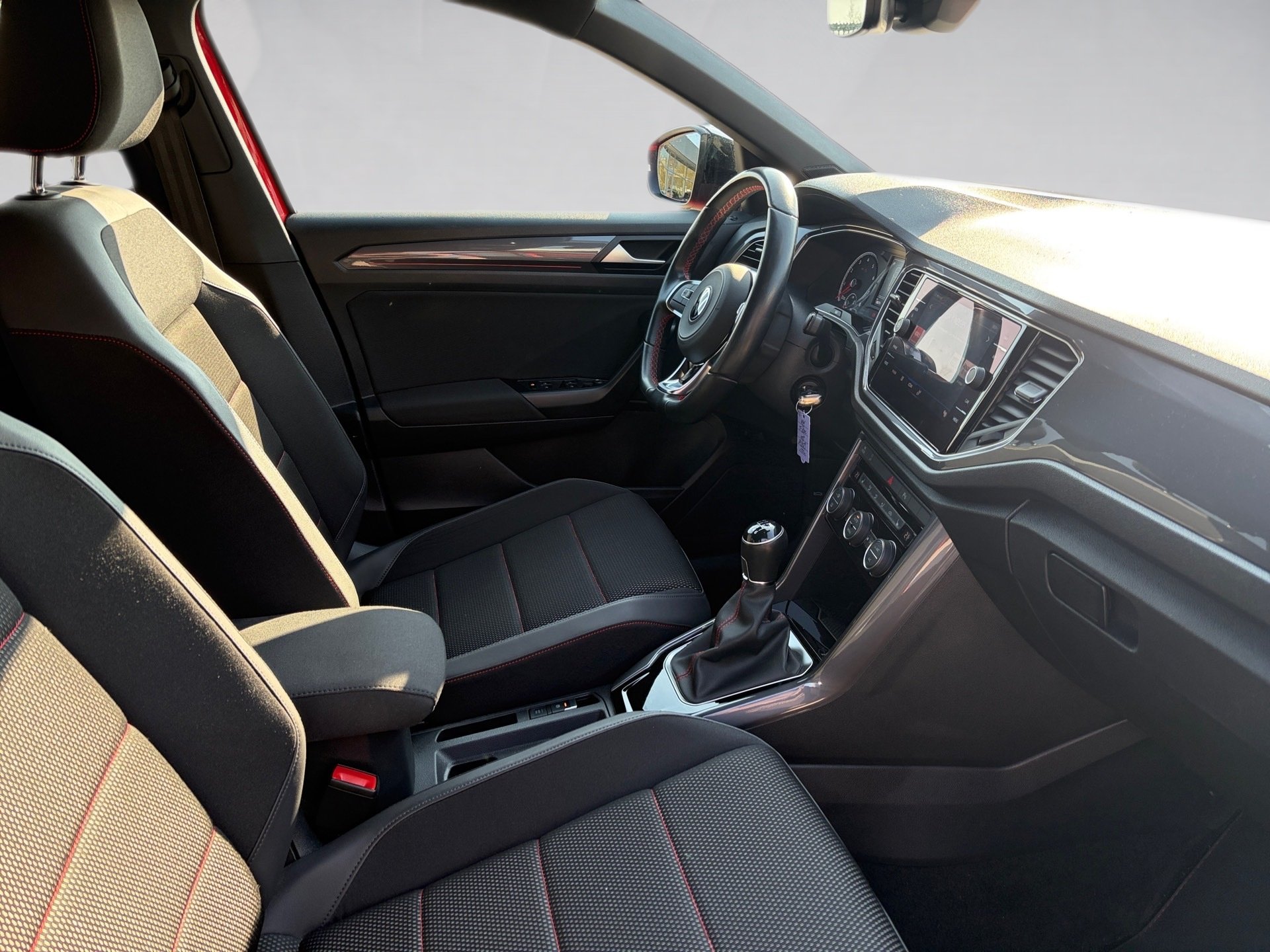 T-Roc 1.5 TSI Sport AHK/PDC/Light-Assist/ AHK LM