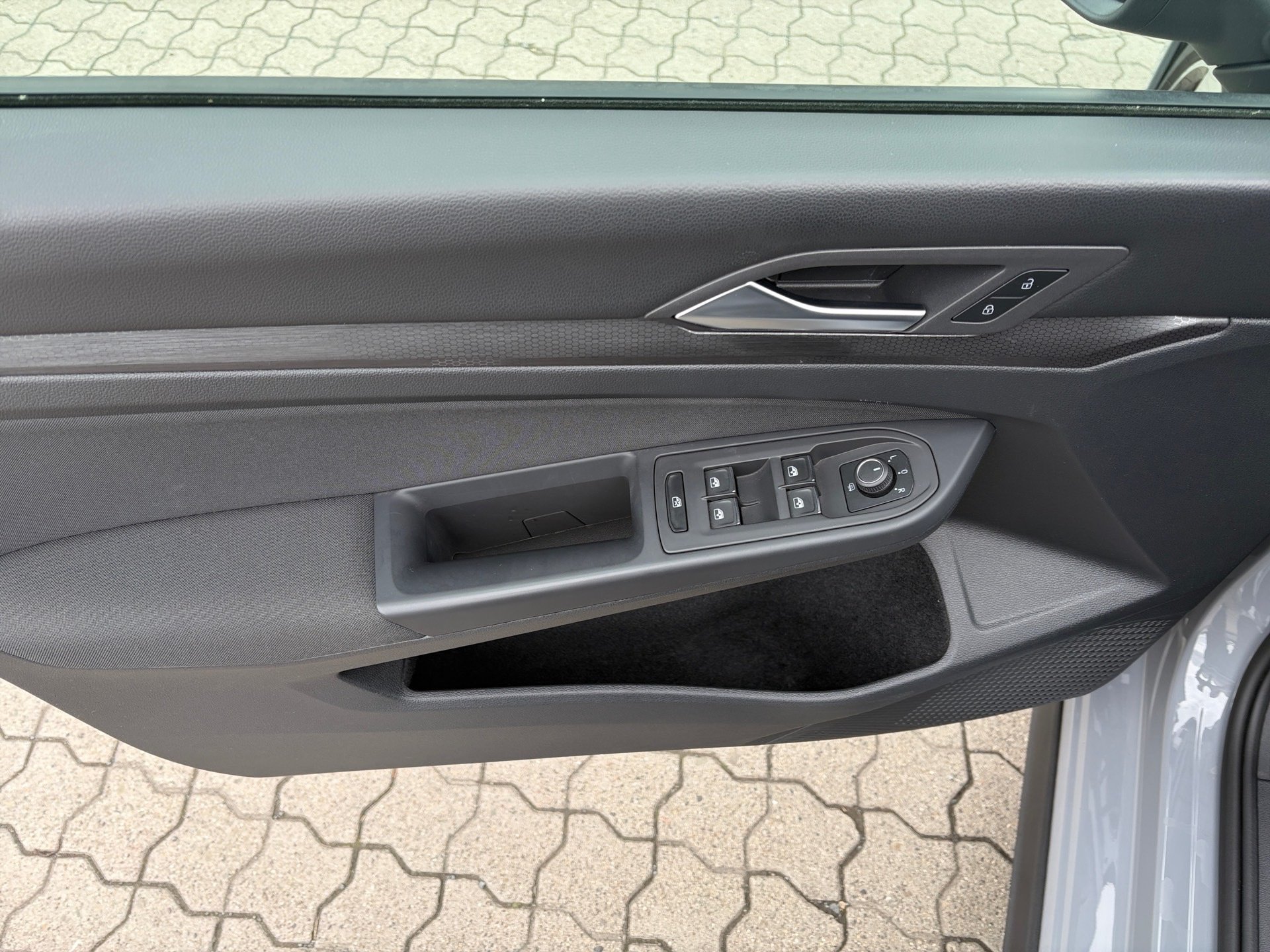Golf VIII 2.0 TSI GTI Navi/ACC/RFK/SHZ/APP/PDC