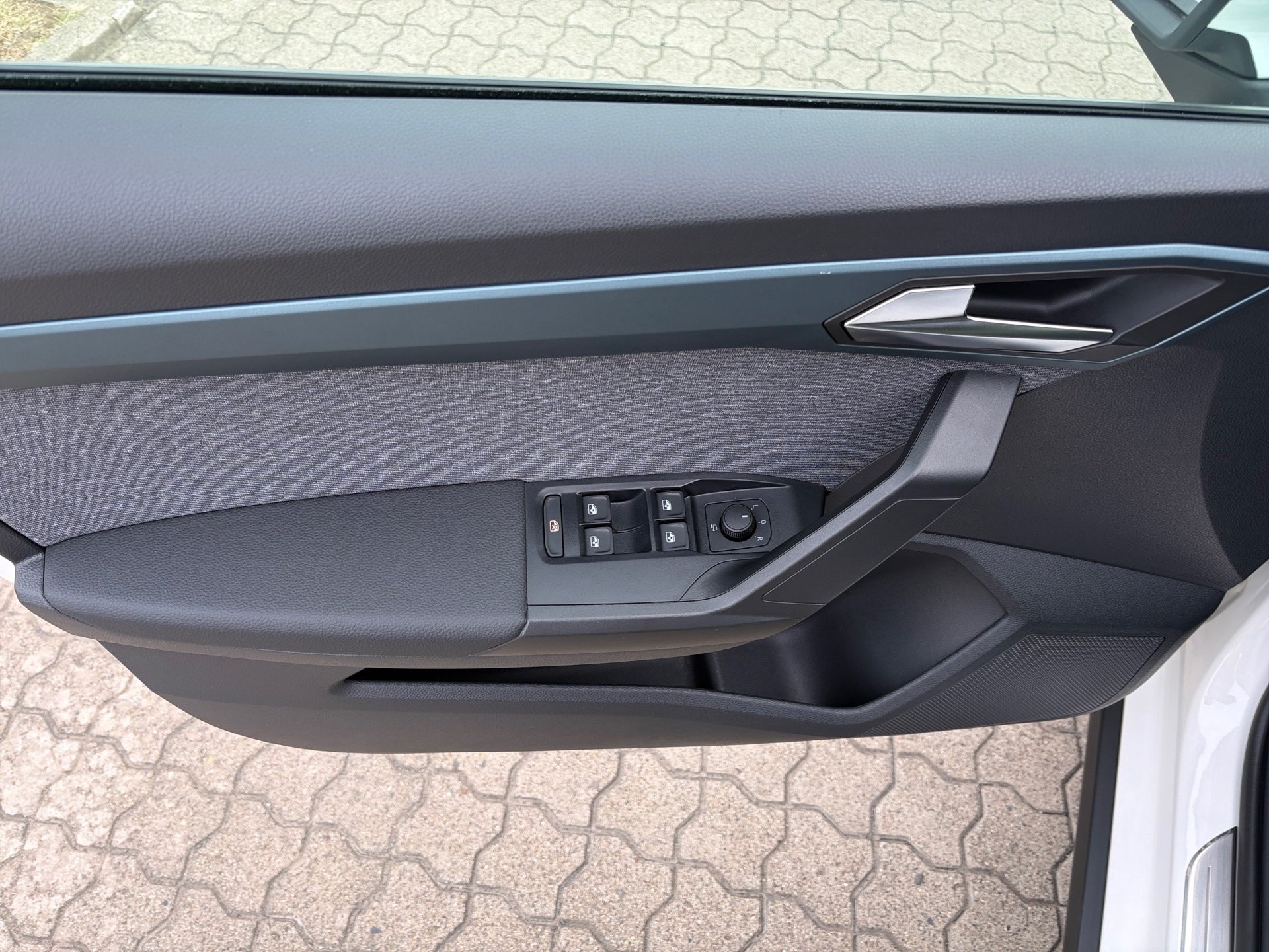Arona 1.0 Xperience RFK LED NAVI SMARTLINK Kam.