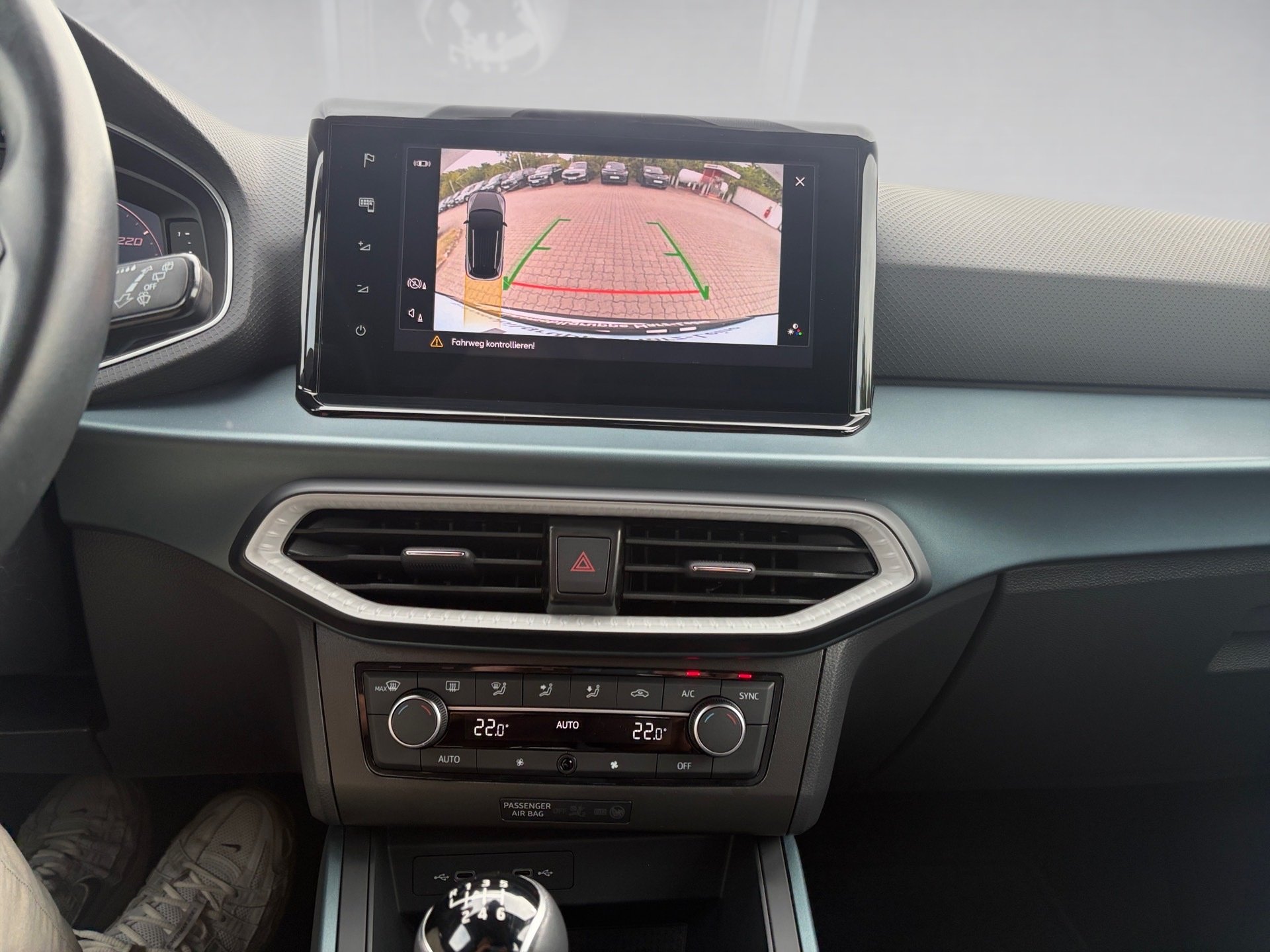 Arona 1.0 Xperience RFK LED NAVI SMARTLINK Kam.