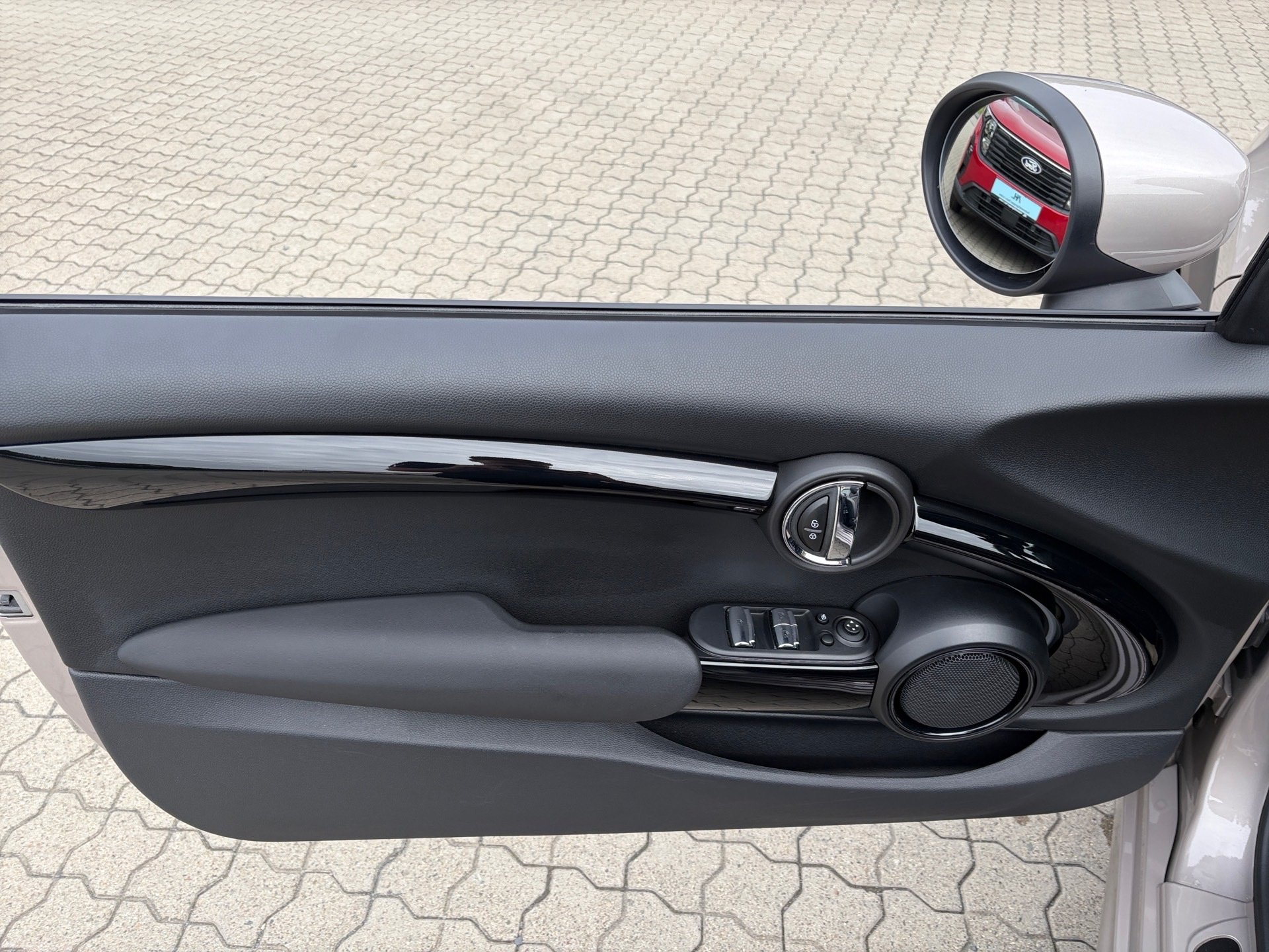 Cooper Cabrio JCW Trim DSG LED Navi SHZ