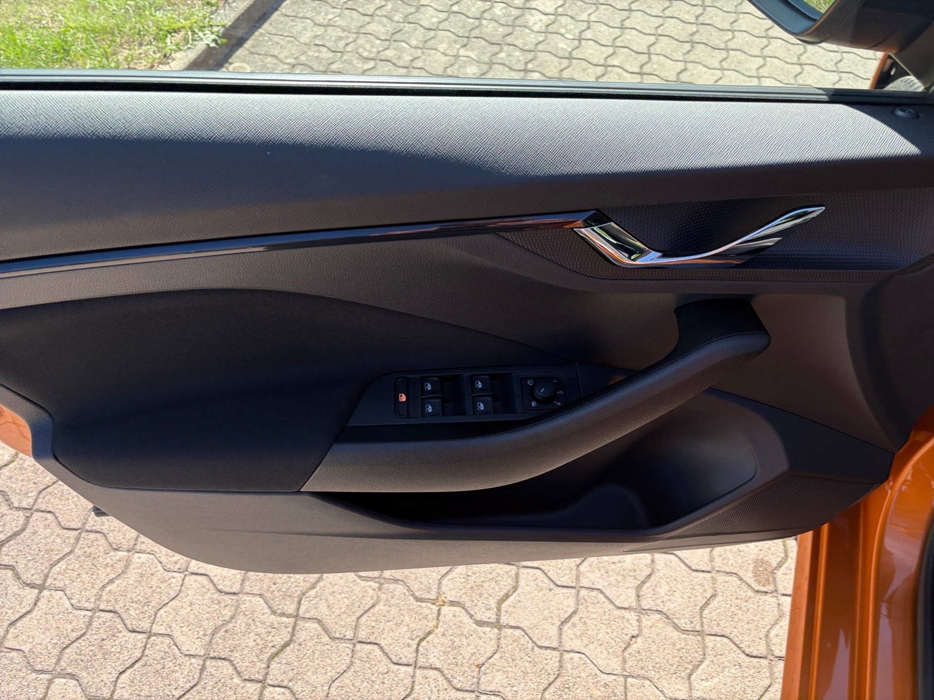 Kamiq 1.5 TSI Selection DSG RFK LED Navi PDC AUT