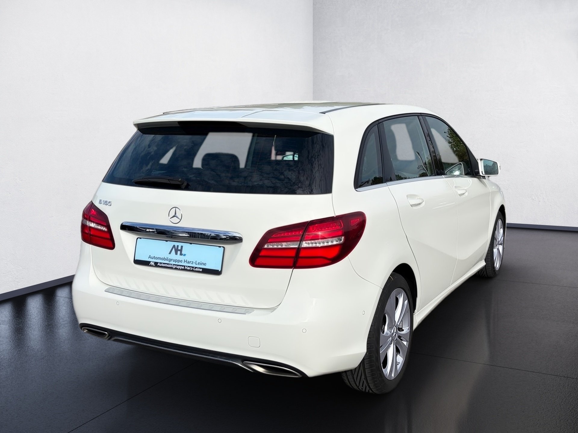 B 180 1.6 L Edition B DSG RFK NAVI SHZ GRA PDC