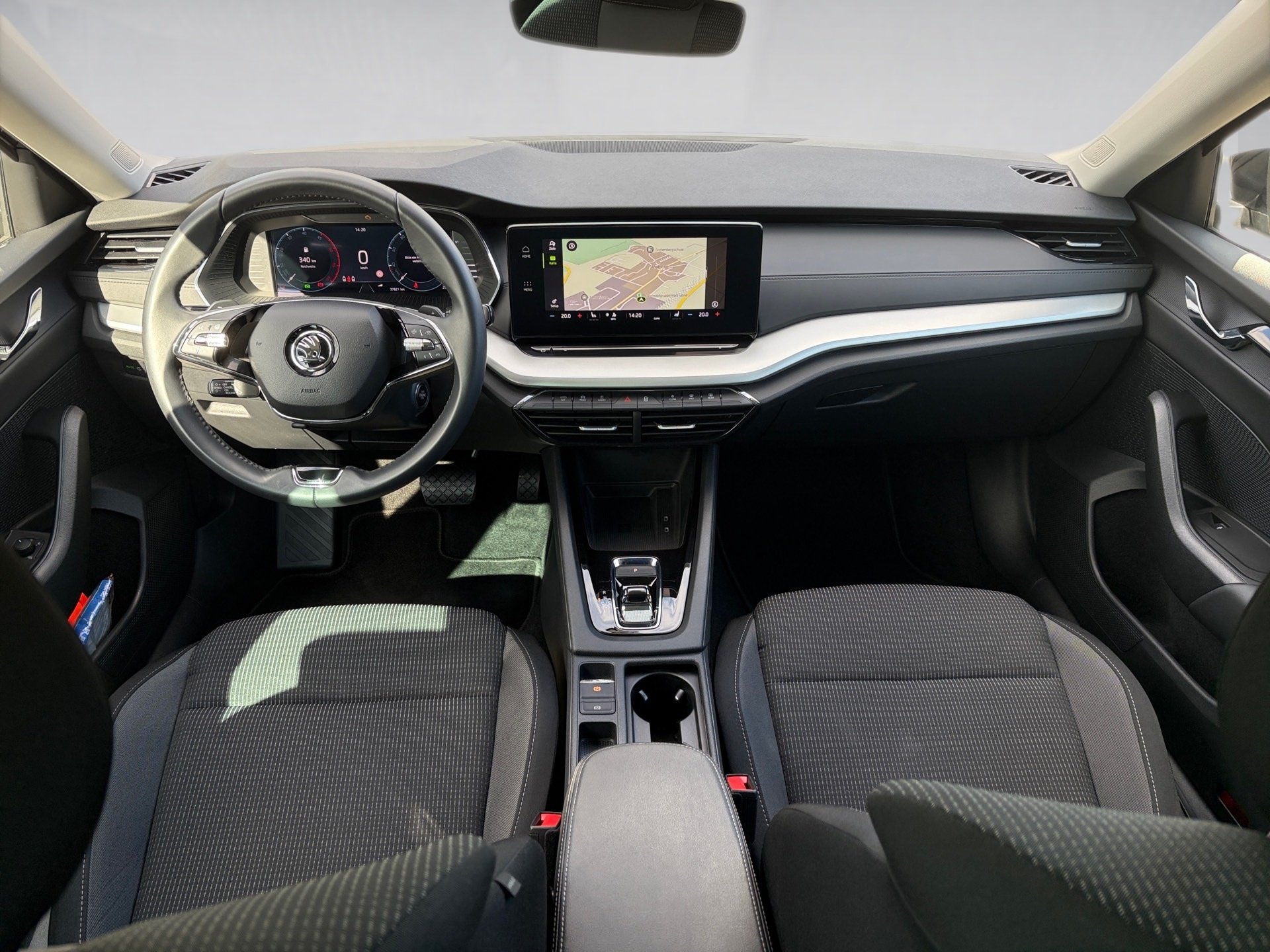 Octavia Combi Ambition 2.0 TDI DSG SHZ LED ACC