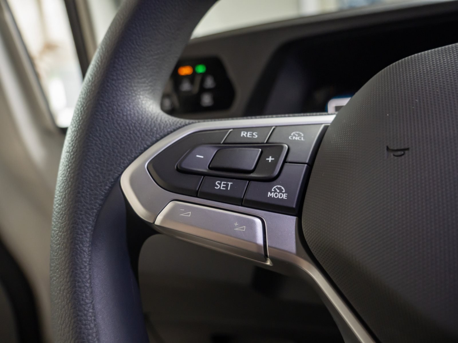 NFZ Caddy Cargo Maxi Motor: 2.0 l TDI EU6 SCR 75 kW Getriebe: 6-Gang-Schaltgetriebe Radstand: 2970 m