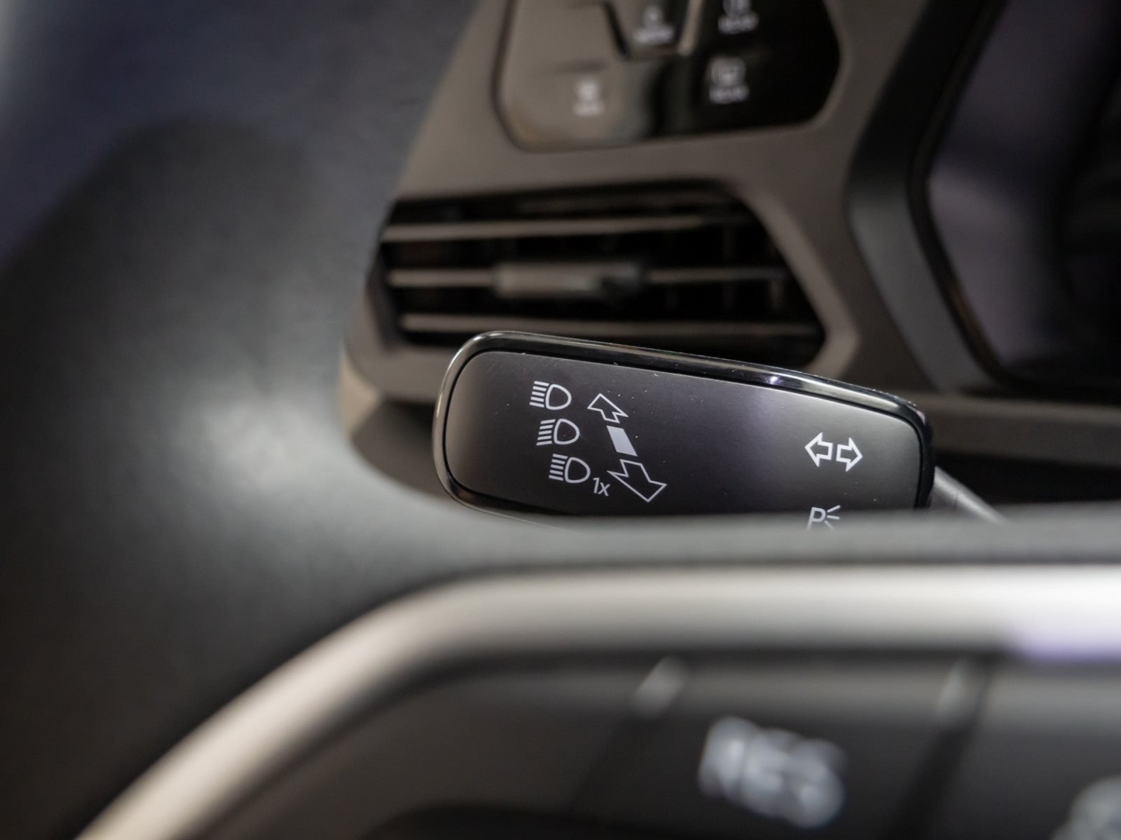 NFZ Caddy Cargo Maxi Motor: 2.0 l TDI EU6 SCR 75 kW Getriebe: 6-Gang-Schaltgetriebe Radstand: 2970 m