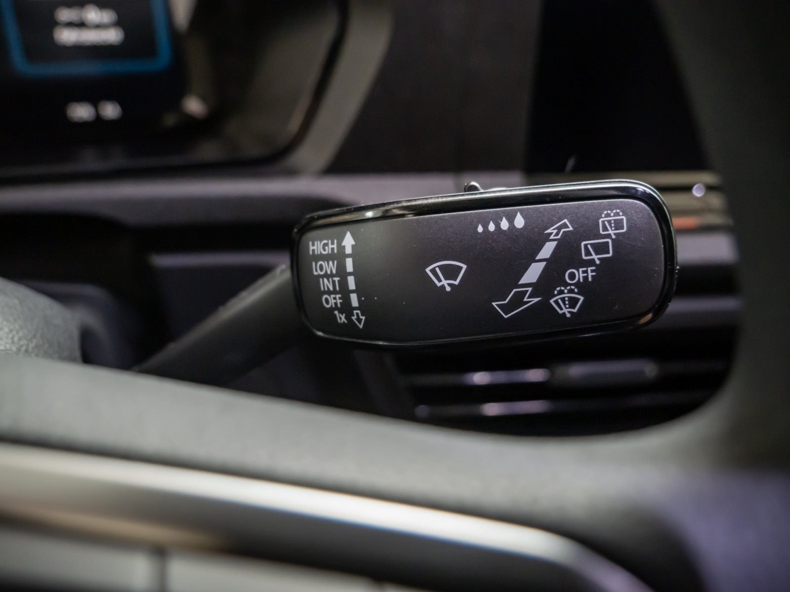 NFZ Caddy Cargo Maxi Motor: 2.0 l TDI EU6 SCR 75 kW Getriebe: 6-Gang-Schaltgetriebe Radstand: 2970 m