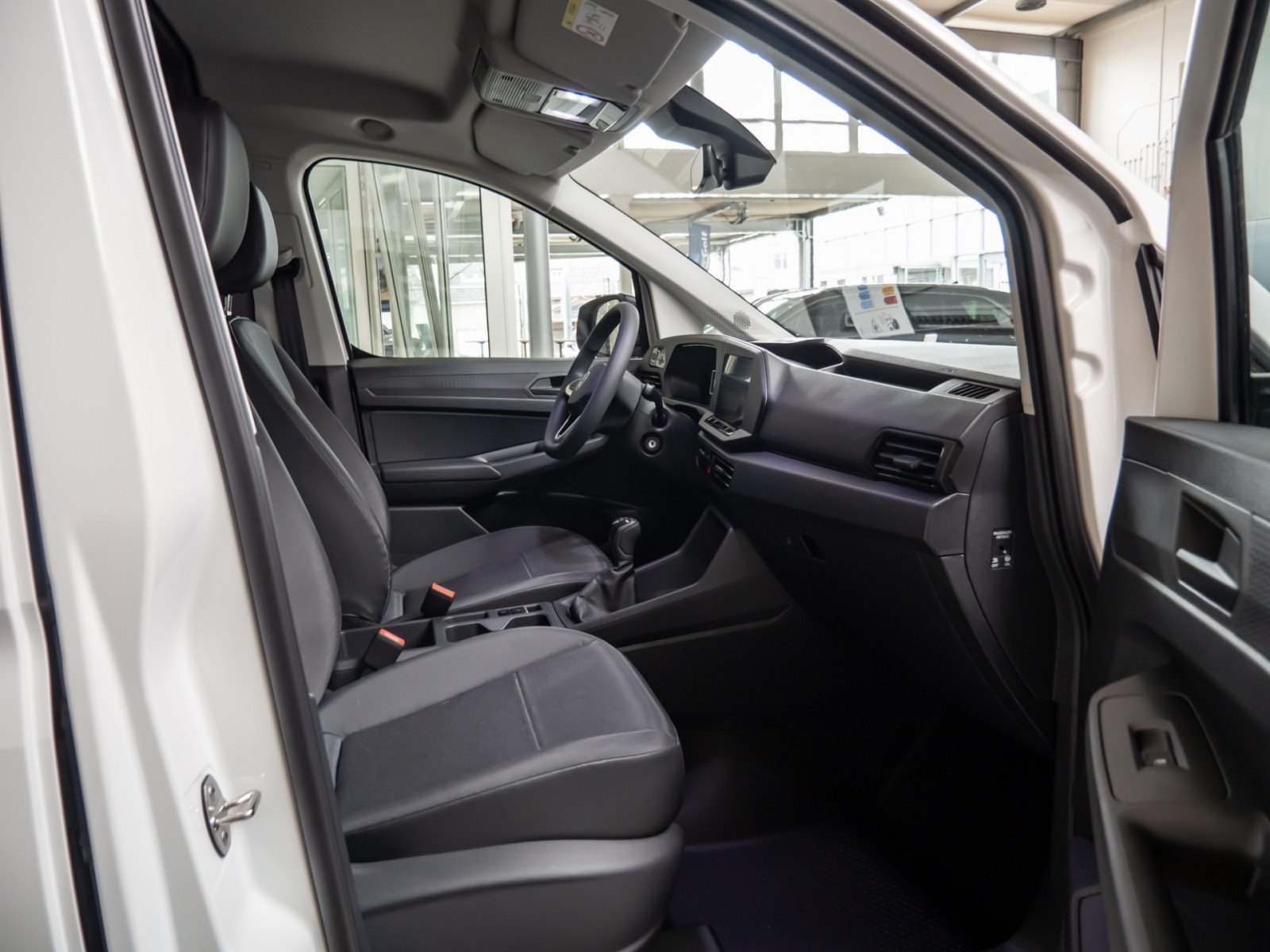 NFZ Caddy Cargo Maxi Motor: 2.0 l TDI EU6 SCR 75 kW Getriebe: 6-Gang-Schaltgetriebe Radstand: 2970 m