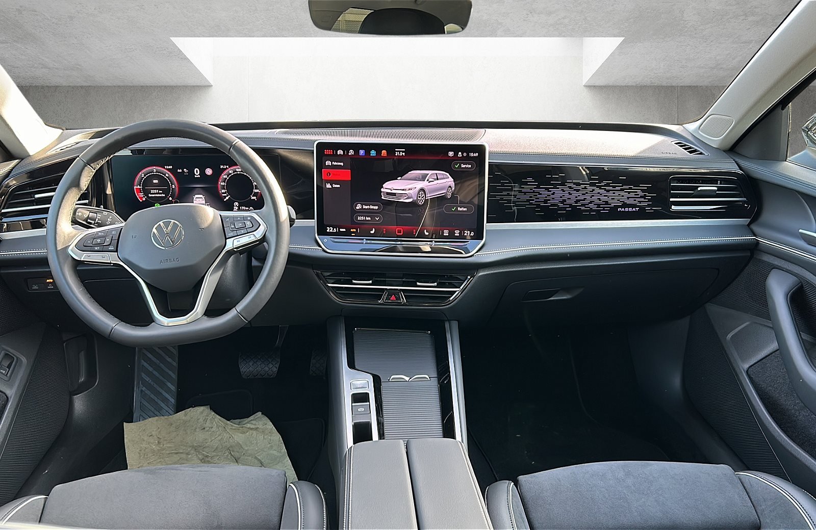 Passat Variant Elegance 2.0 TDI ACC AHK AUT HUD