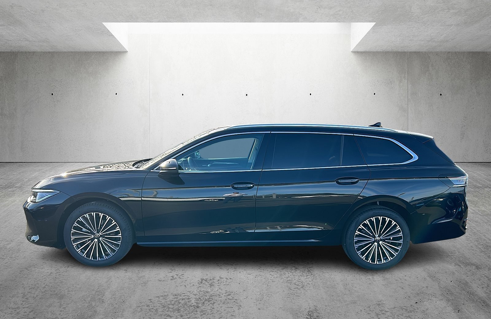 Passat Variant Elegance 2.0 TDI ACC AHK AUT HUD