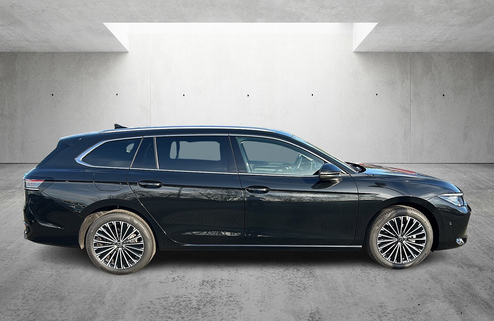 Passat Variant Elegance 2.0 TDI ACC AHK AUT HUD