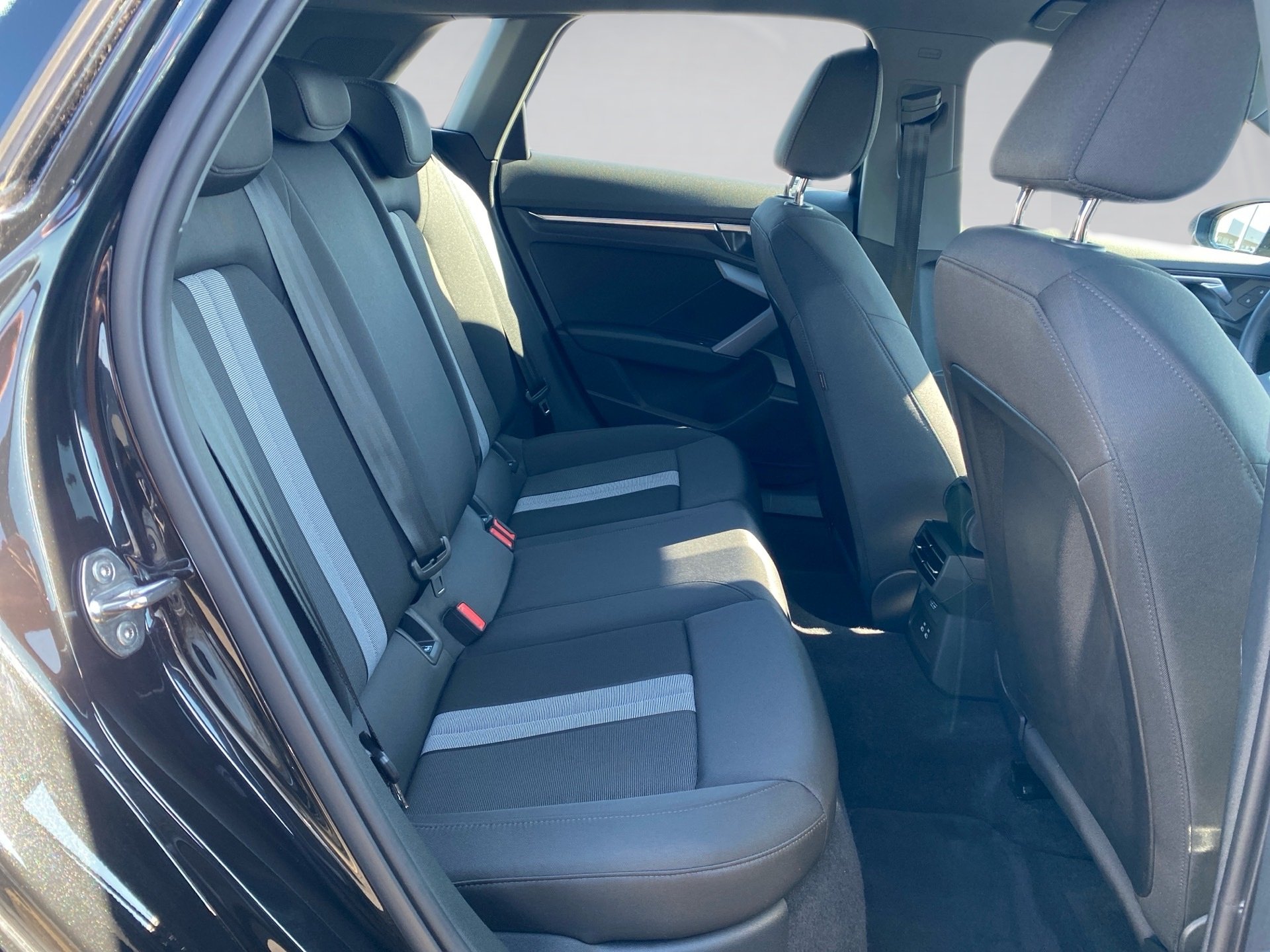 A3 Sportback 30 TFSI S-tronic LED Navi ACC AHK