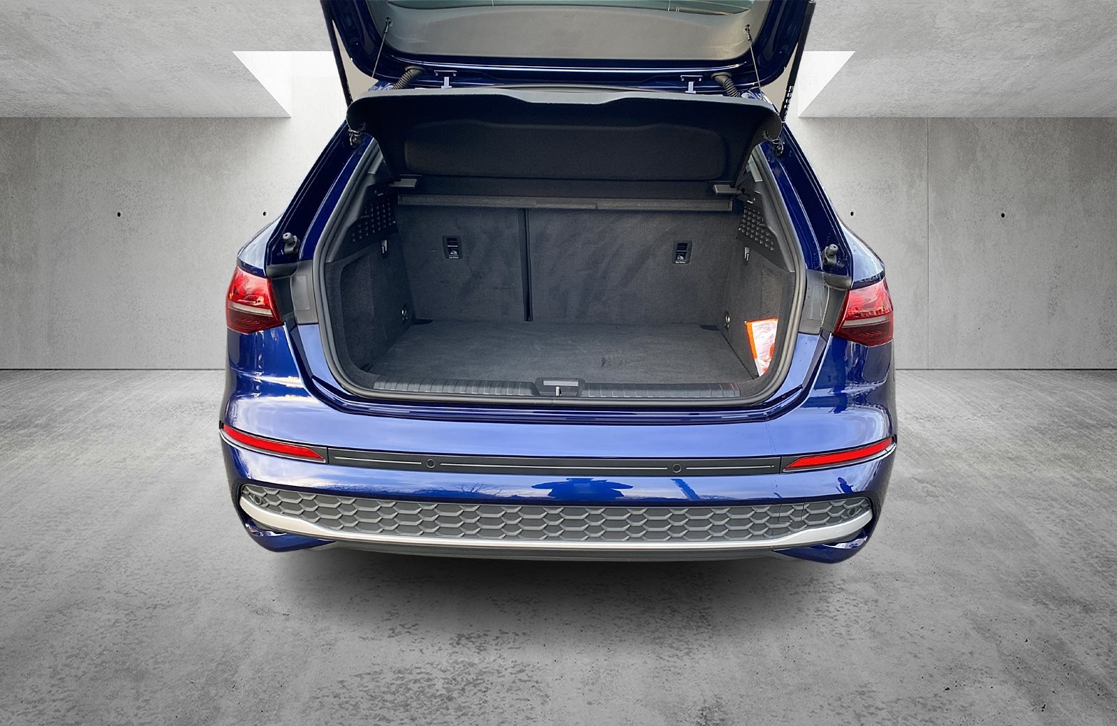 A3 Sportback 30 TFSI advanced S-tronic LED Navi ACC AHK RFK