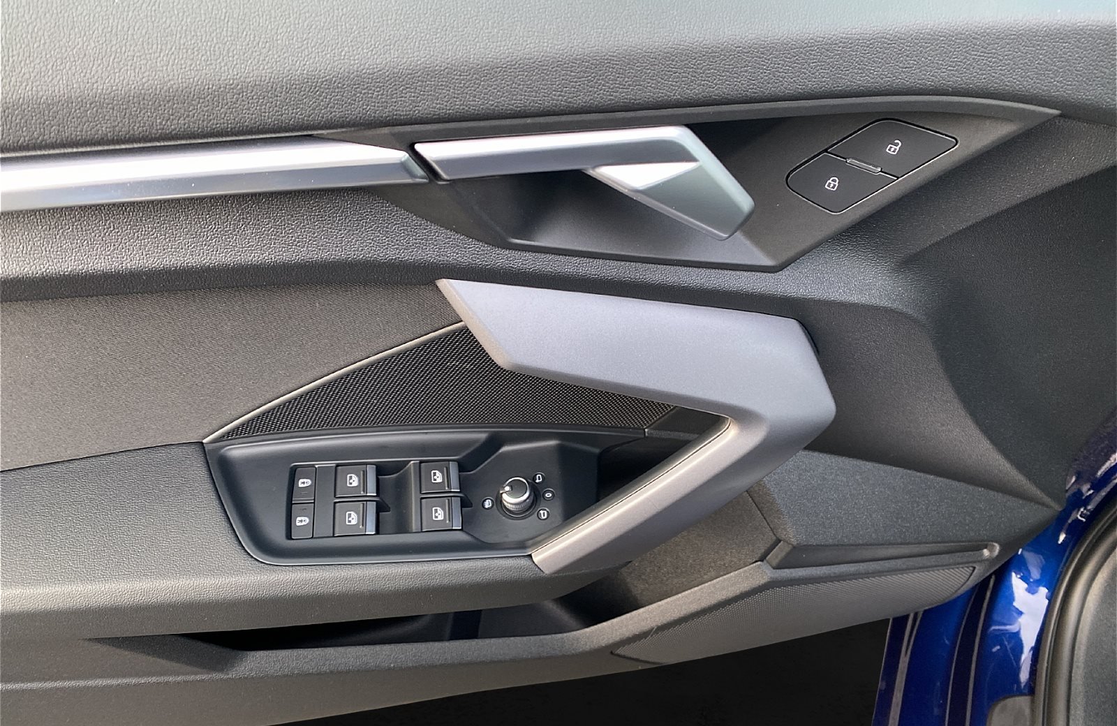 A3 Sportback 30 TFSI advanced S-tronic LED Navi ACC AHK RFK