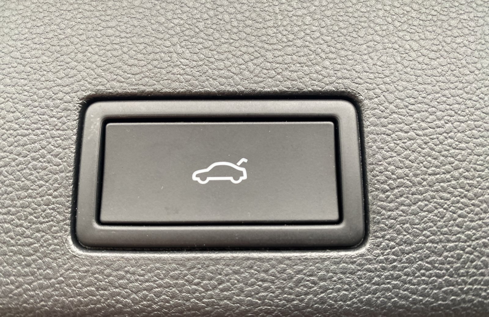 Golf VIII Variant R-Line 2.0 TDI ACC AHK AUT HUD