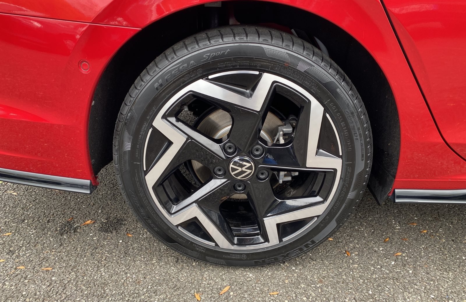 Golf VIII Variant R-Line 2.0 TDI ACC AHK AUT HUD