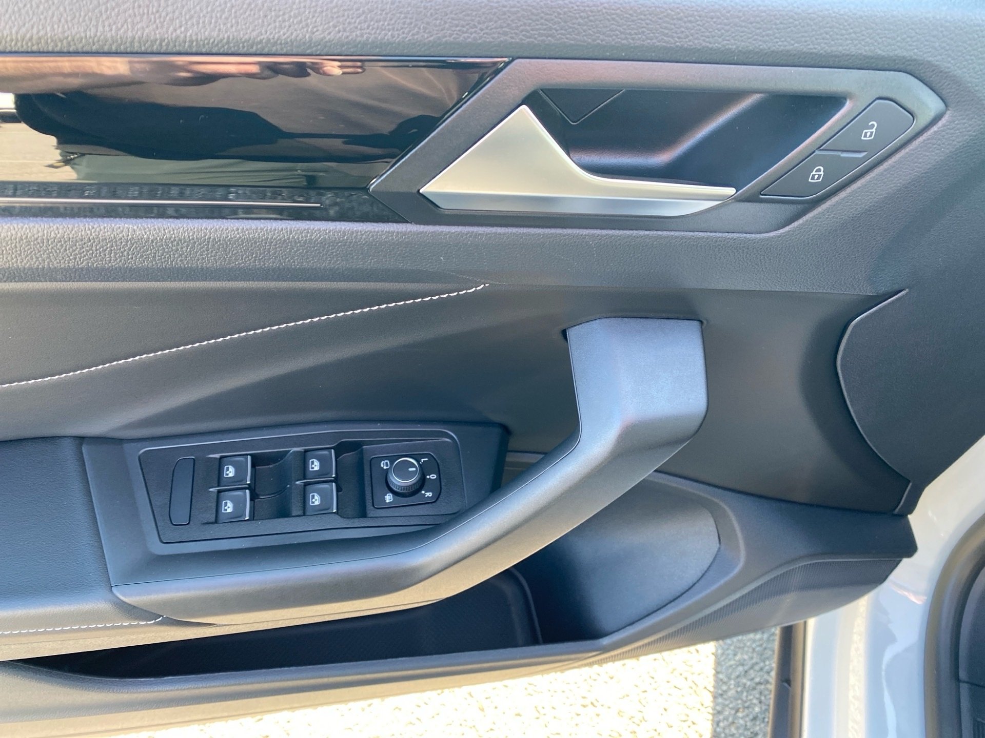 T-Roc Cabriolet 1.5 TSI R-Line DSG Black-Style Matrix Navi Leder